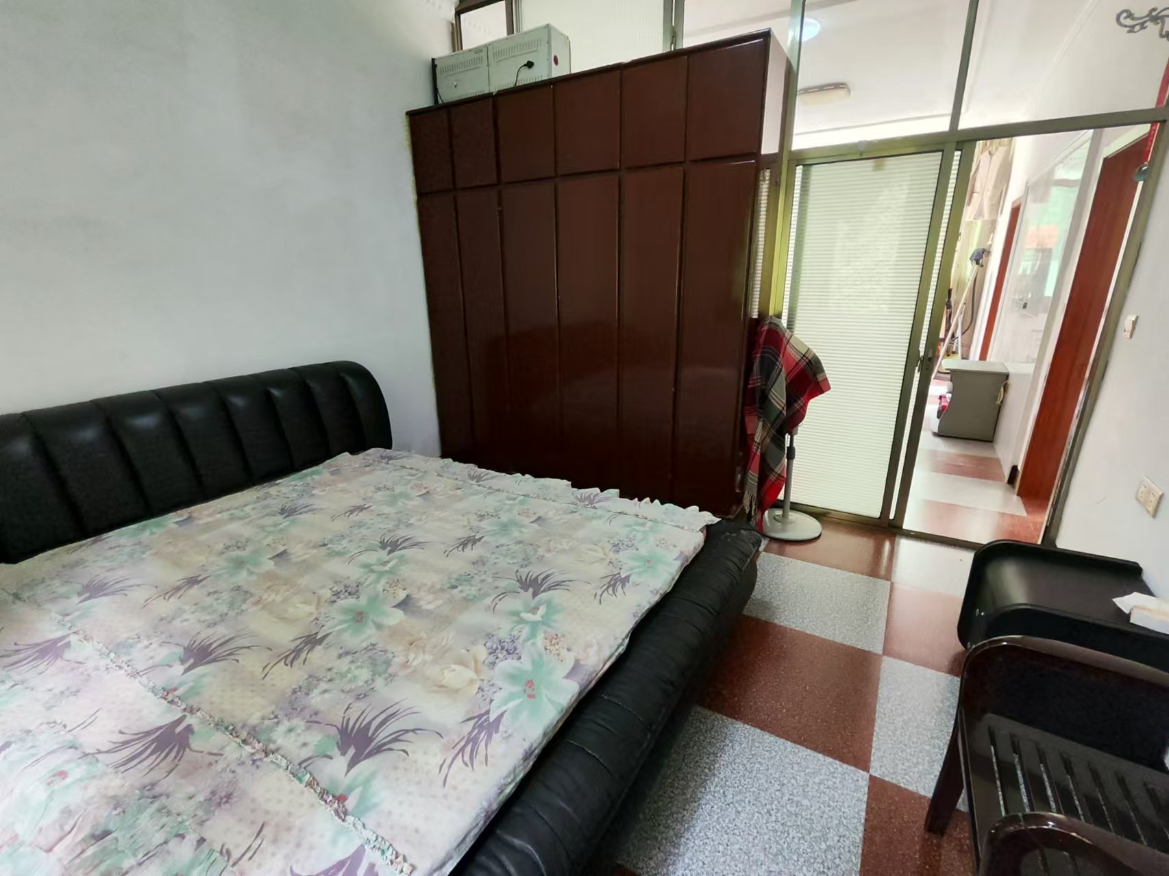 橡胶机家属区 2室2厅2卫 500.0元/月 橡胶机家属区 2室2厅2卫 500.0元/月室内图