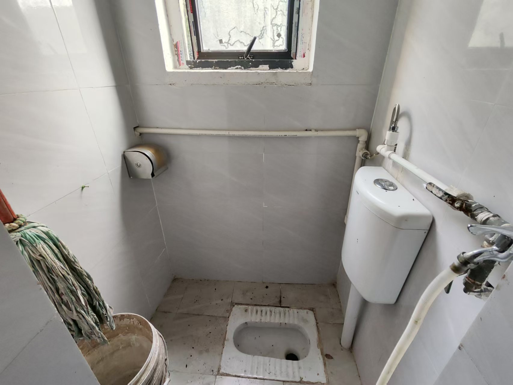 橡胶机家属区 2室2厅2卫 500.0元/月 橡胶机家属区 2室2厅2卫 500.0元/月室内图