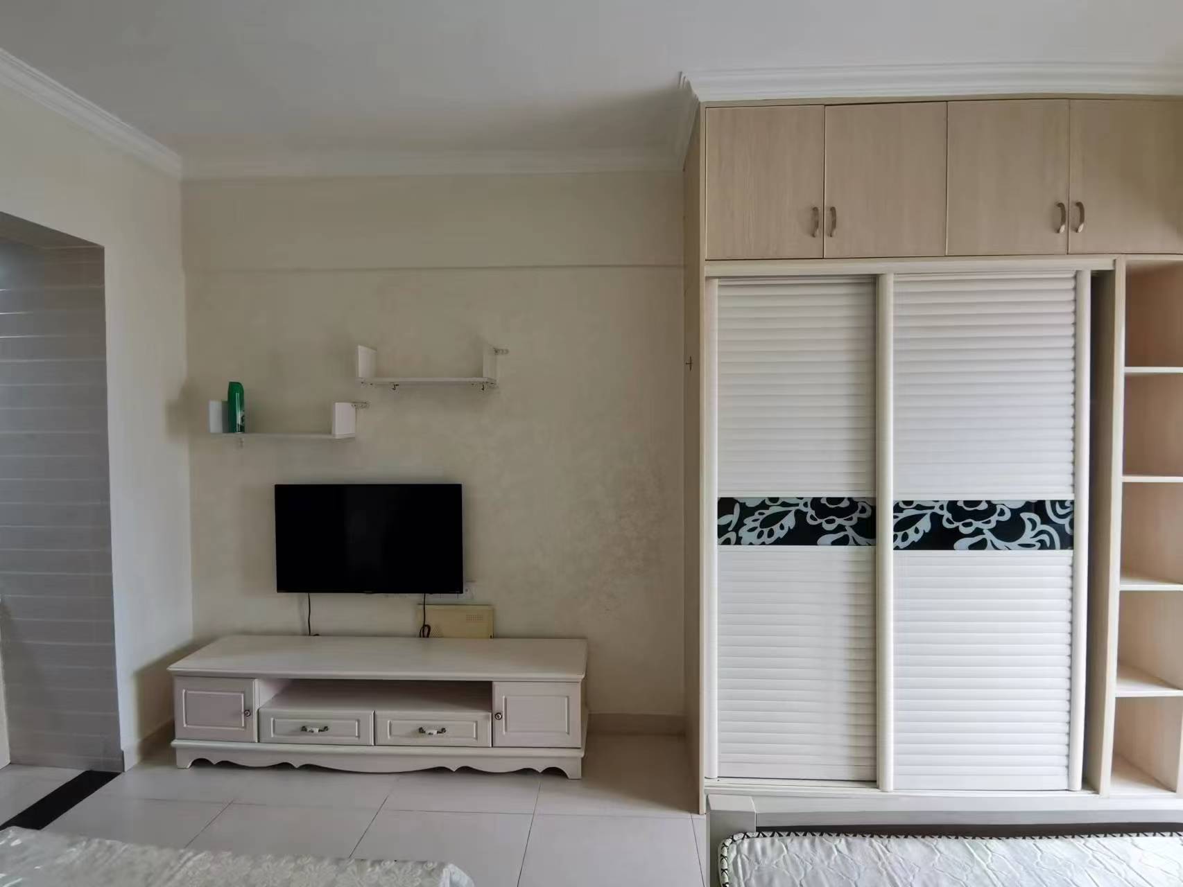 五矿紫湖香醍 1室1厅1卫 900.0元/月 五矿紫湖香醍 1室1厅1卫 900.0元/月室内图