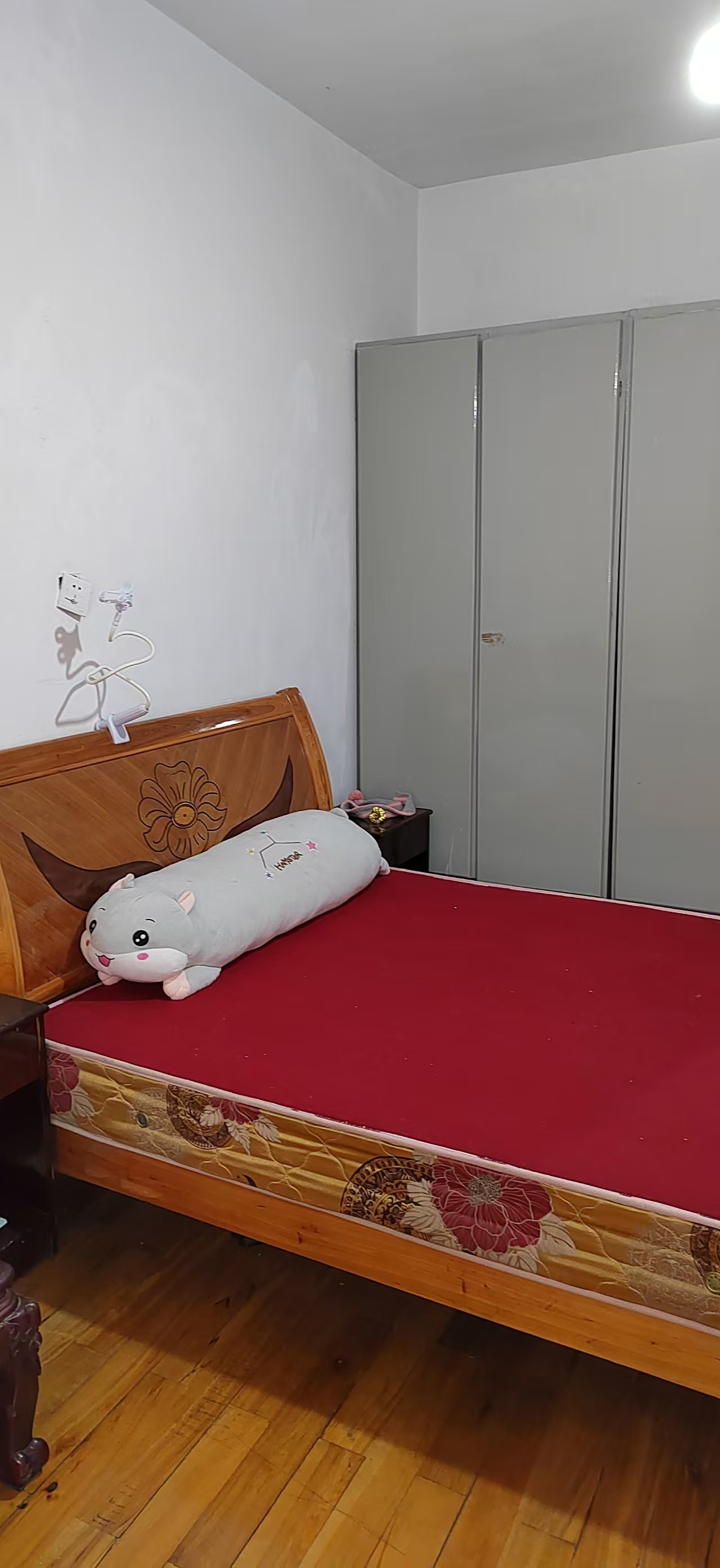 钻石花园 2室1厅1卫 1100.0元/月 钻石花园 2室1厅1卫 1100.0元/月室内图