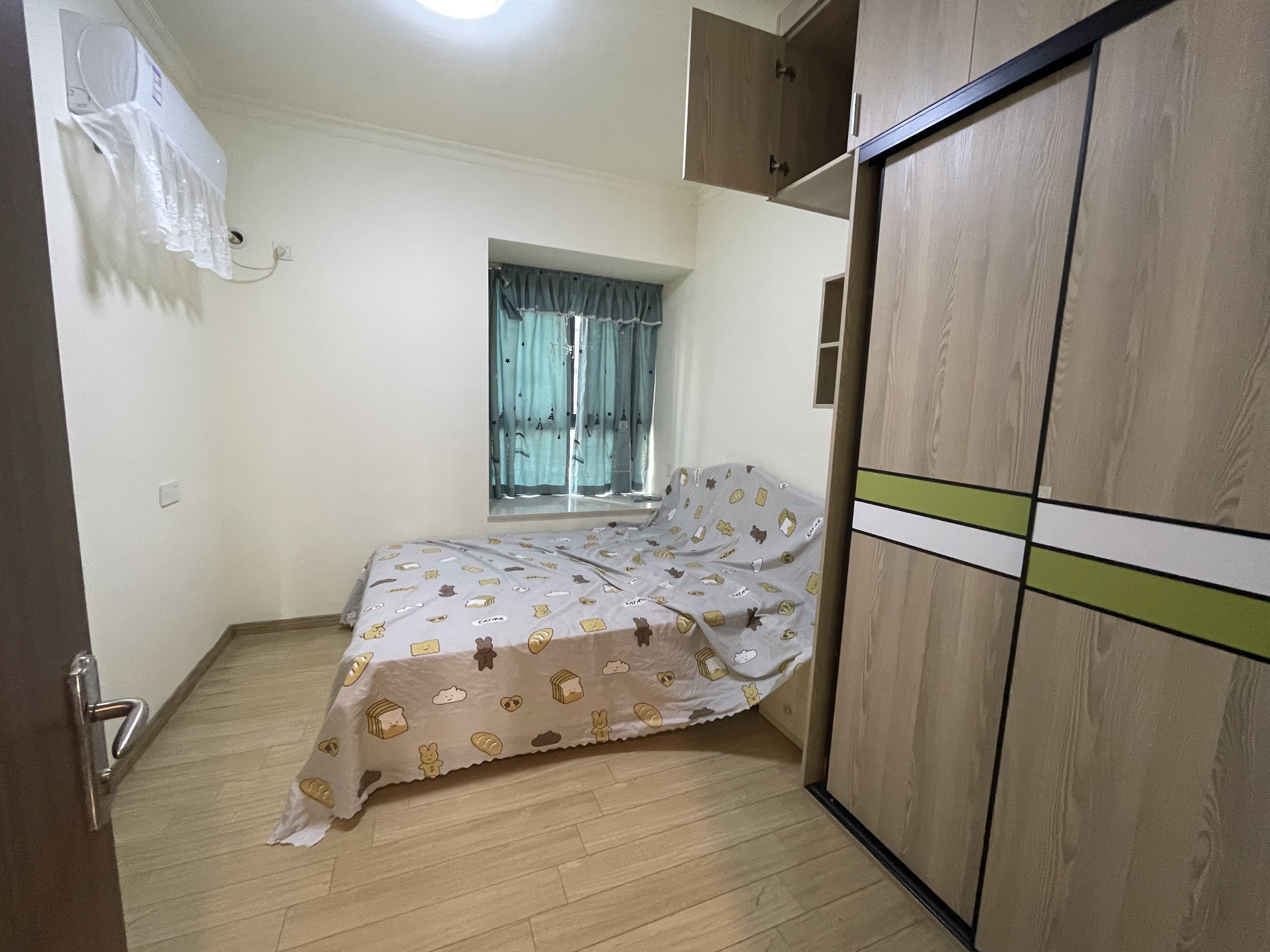 碧桂园 3室2厅1卫 1800.0元/月 碧桂园 3室2厅1卫 1800.0元/月室内图