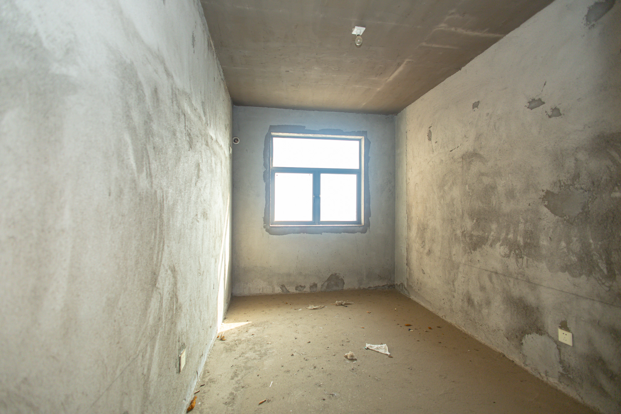 长永佳苑  3室2厅1卫    56.8万 长永佳苑  3室2厅1卫    56.8万卧室