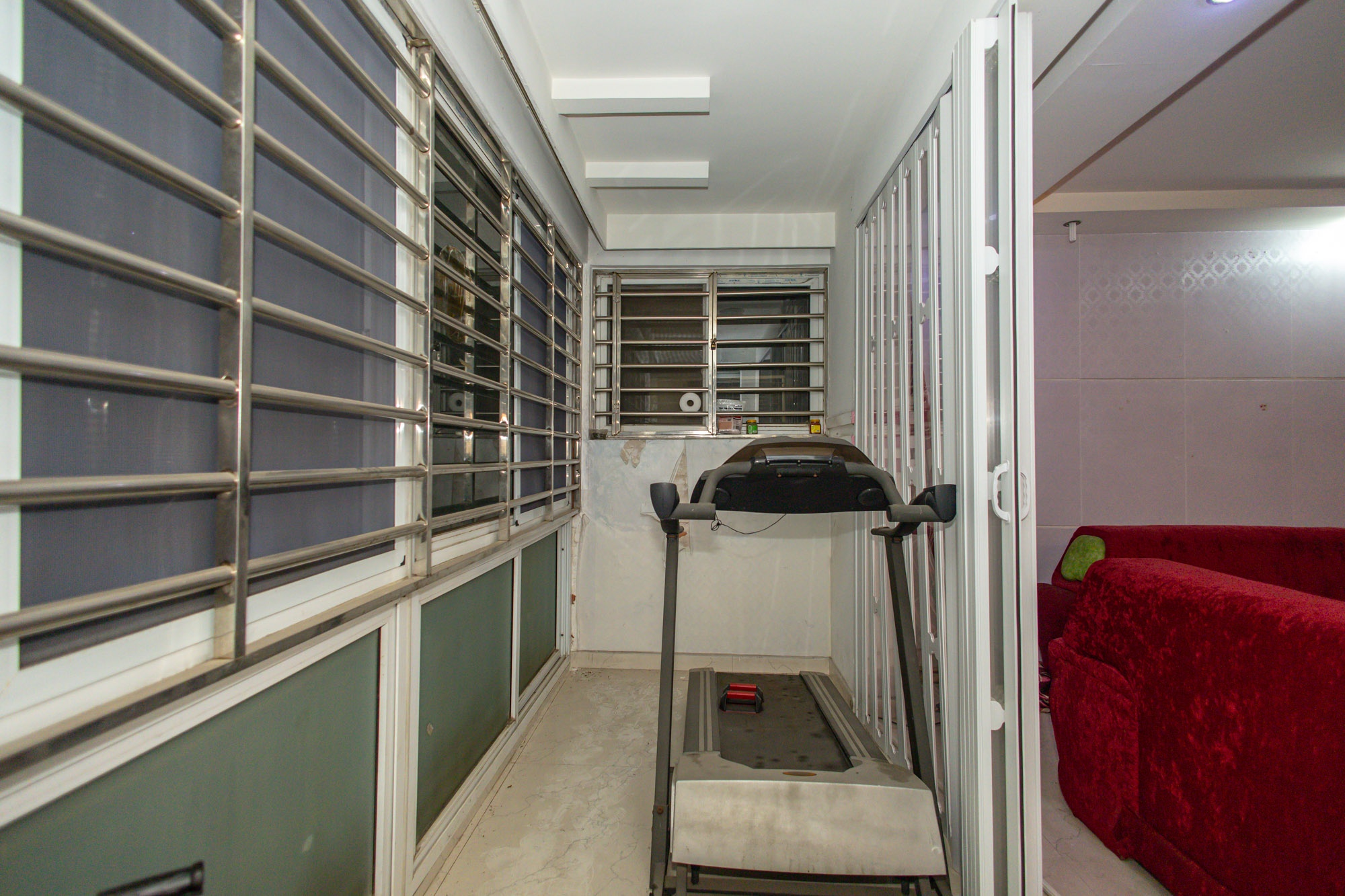 山水人家一二期 4室2厅2卫 95.0万 山水人家一二期 4室2厅2卫 95.0万阳台