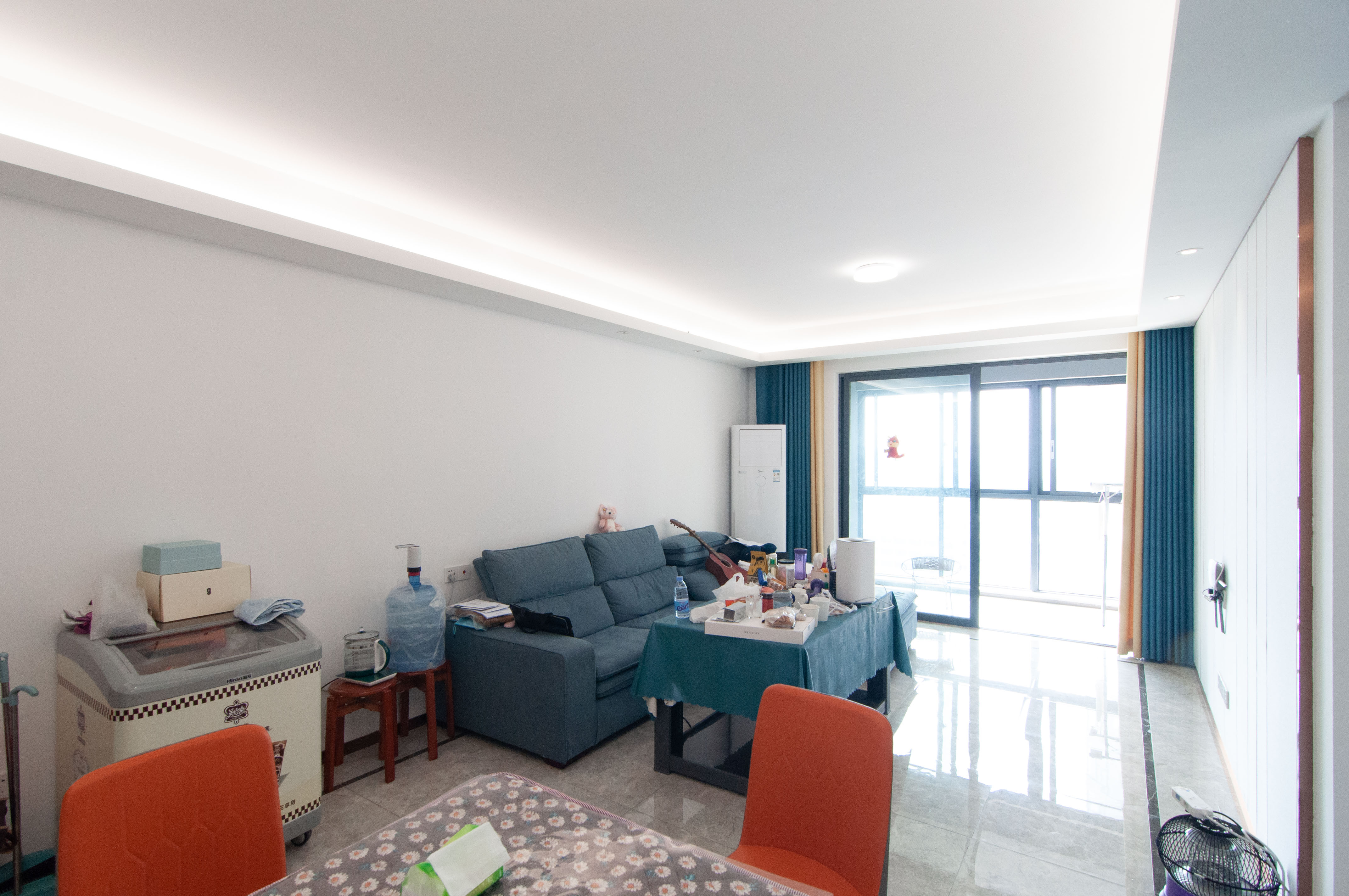 旭辉都会山 3室2厅2卫 165.0万 旭辉都会山 3室2厅2卫 165.0万客厅