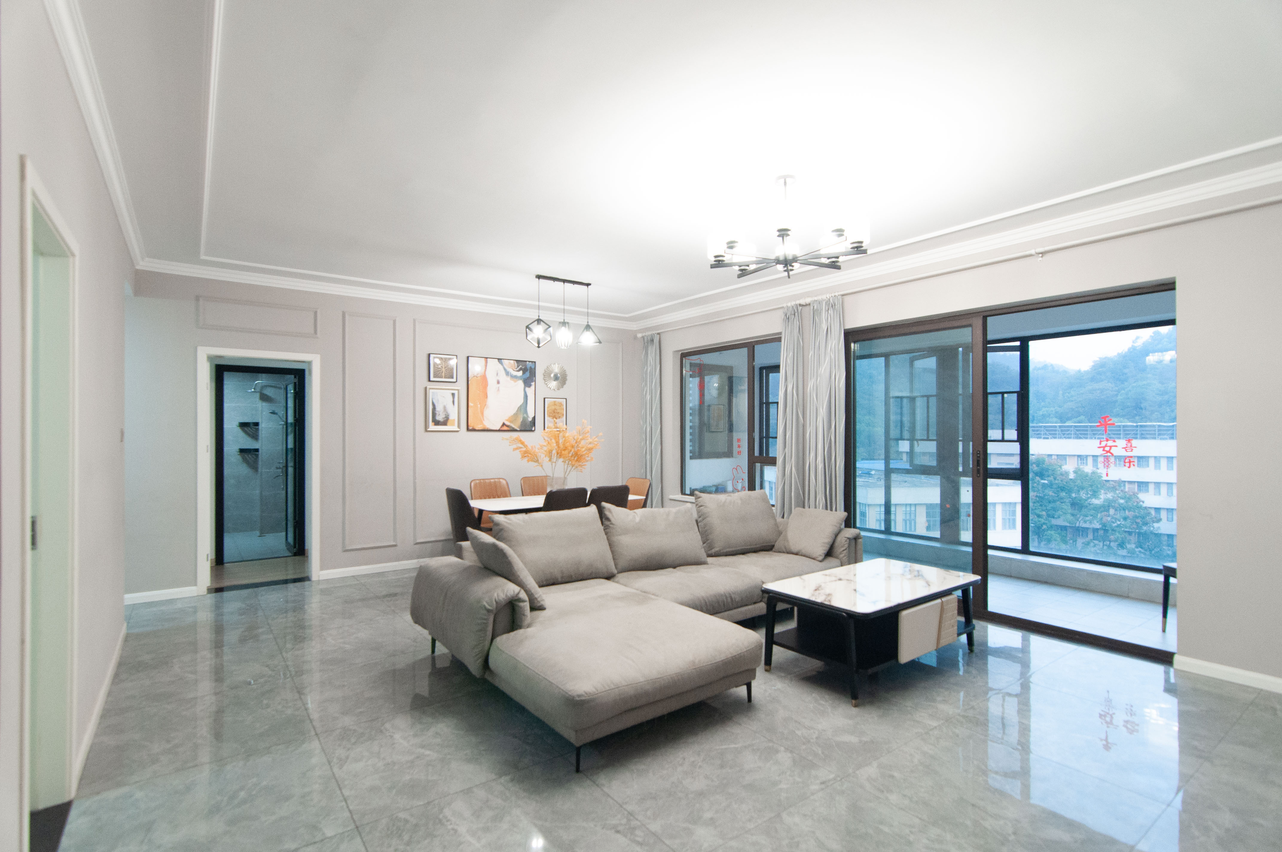 梅溪正荣府 4室2厅2卫 225.0万 梅溪正荣府 4室2厅2卫 225.0万客厅