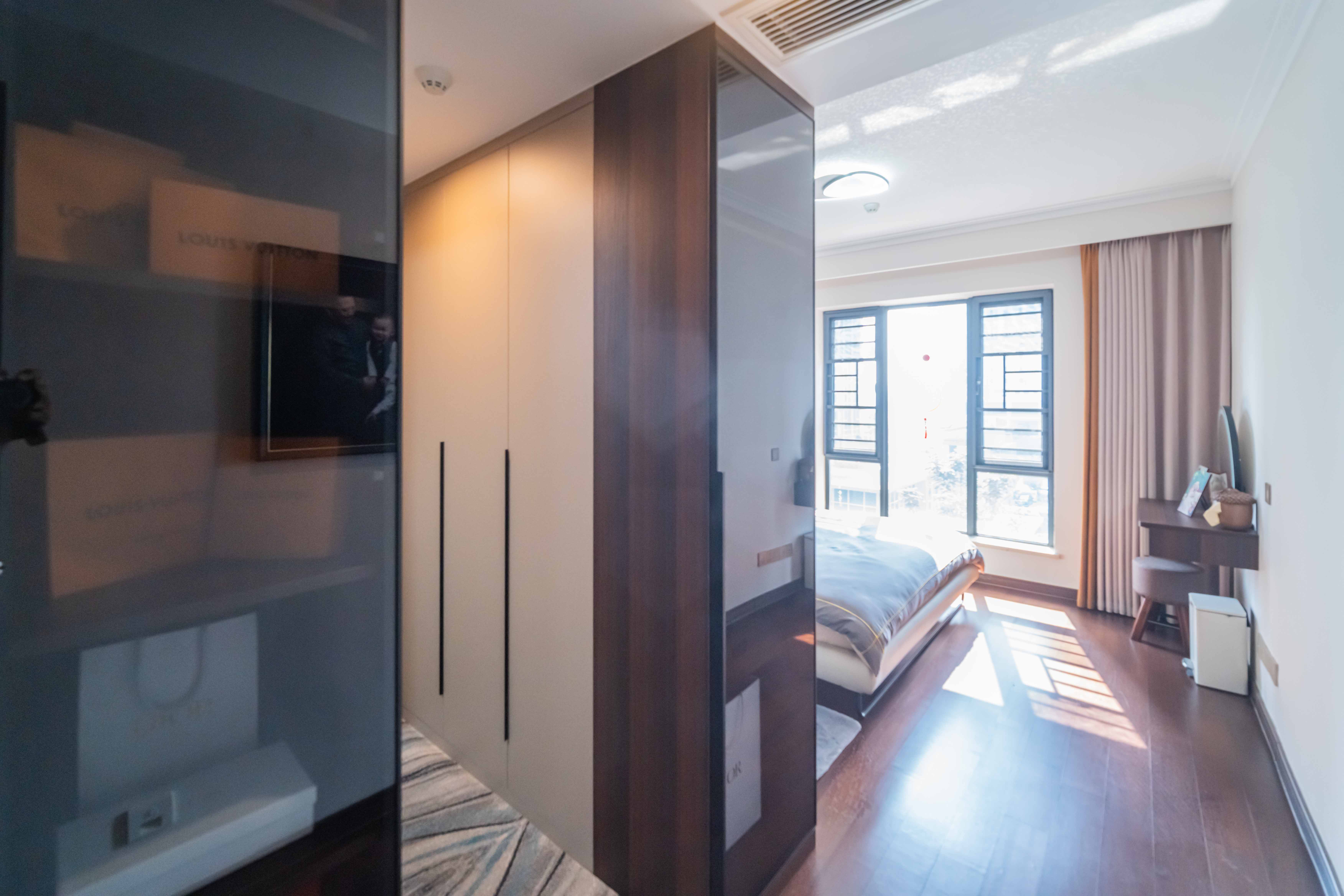 绿地长沙城际空间站(绿地新里佳苑) 5室2厅2卫 238.0万 绿地长沙城际空间站(绿地新里佳苑) 5室2厅2卫 238.0万卧室