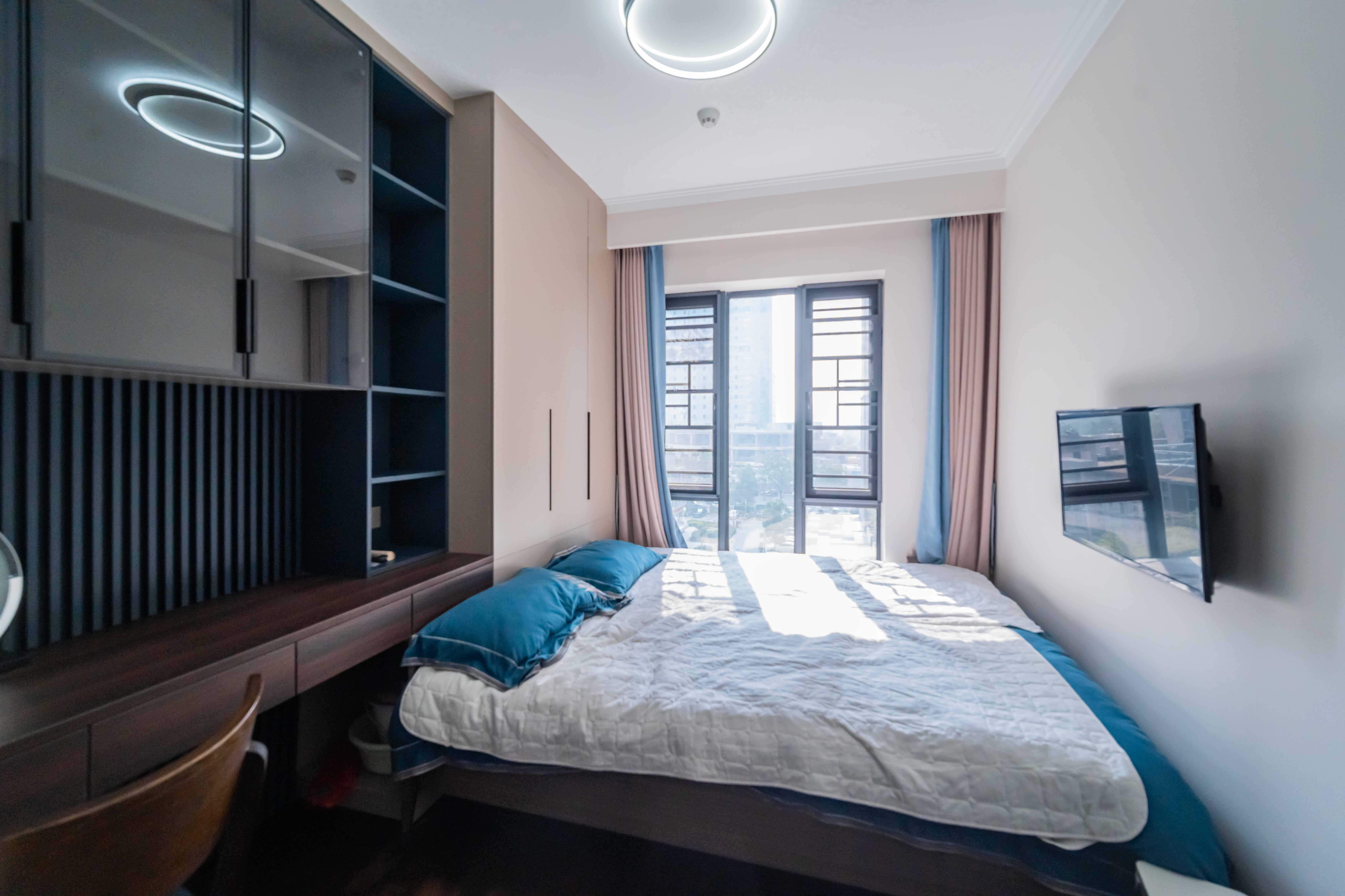 绿地长沙城际空间站(绿地新里佳苑) 5室2厅2卫 238.0万 绿地长沙城际空间站(绿地新里佳苑) 5室2厅2卫 238.0万卧室