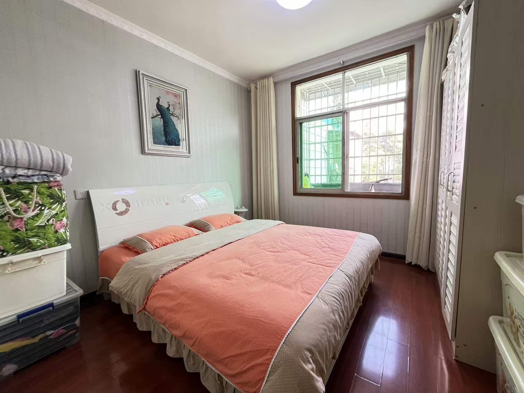 赫山社区 3室2厅2卫 49.8万 赫山社区 3室2厅2卫 49.8万室内图