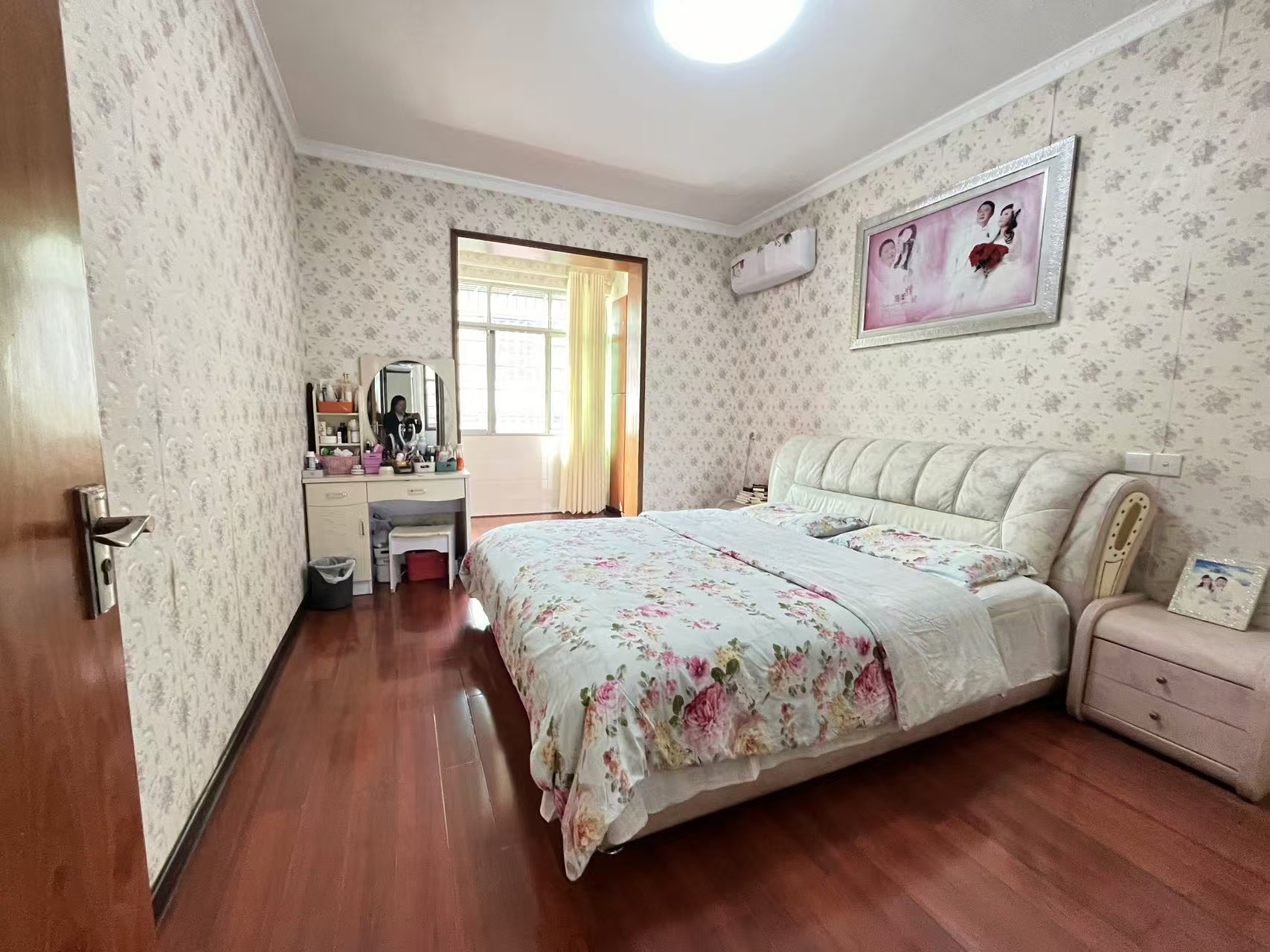 赫山社区 3室2厅2卫 49.8万 赫山社区 3室2厅2卫 49.8万室内图