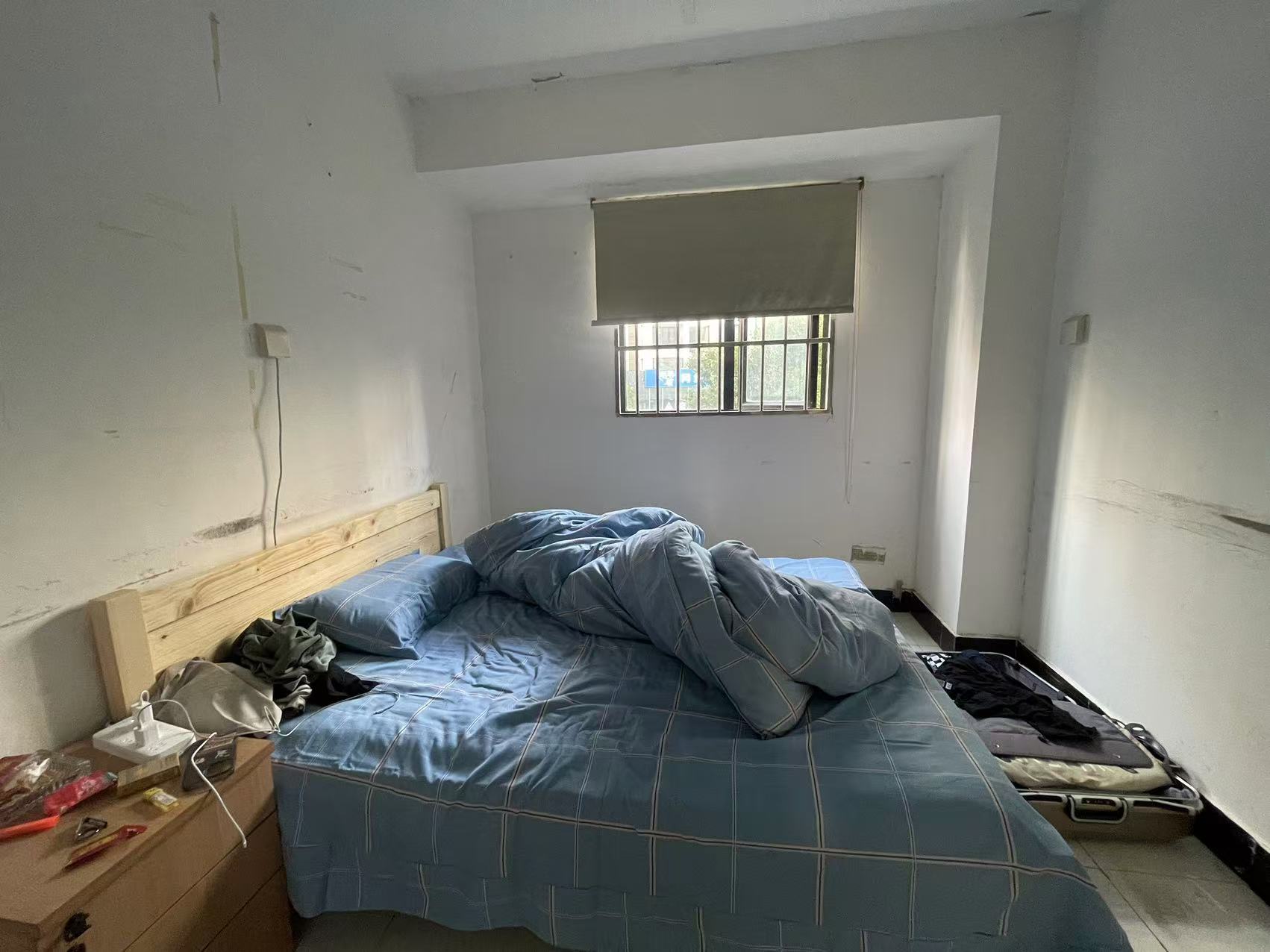 湘诚嘉园  4室2厅2卫    2500.0元/月 湘诚嘉园  4室2厅2卫    2500.0元/月室内图