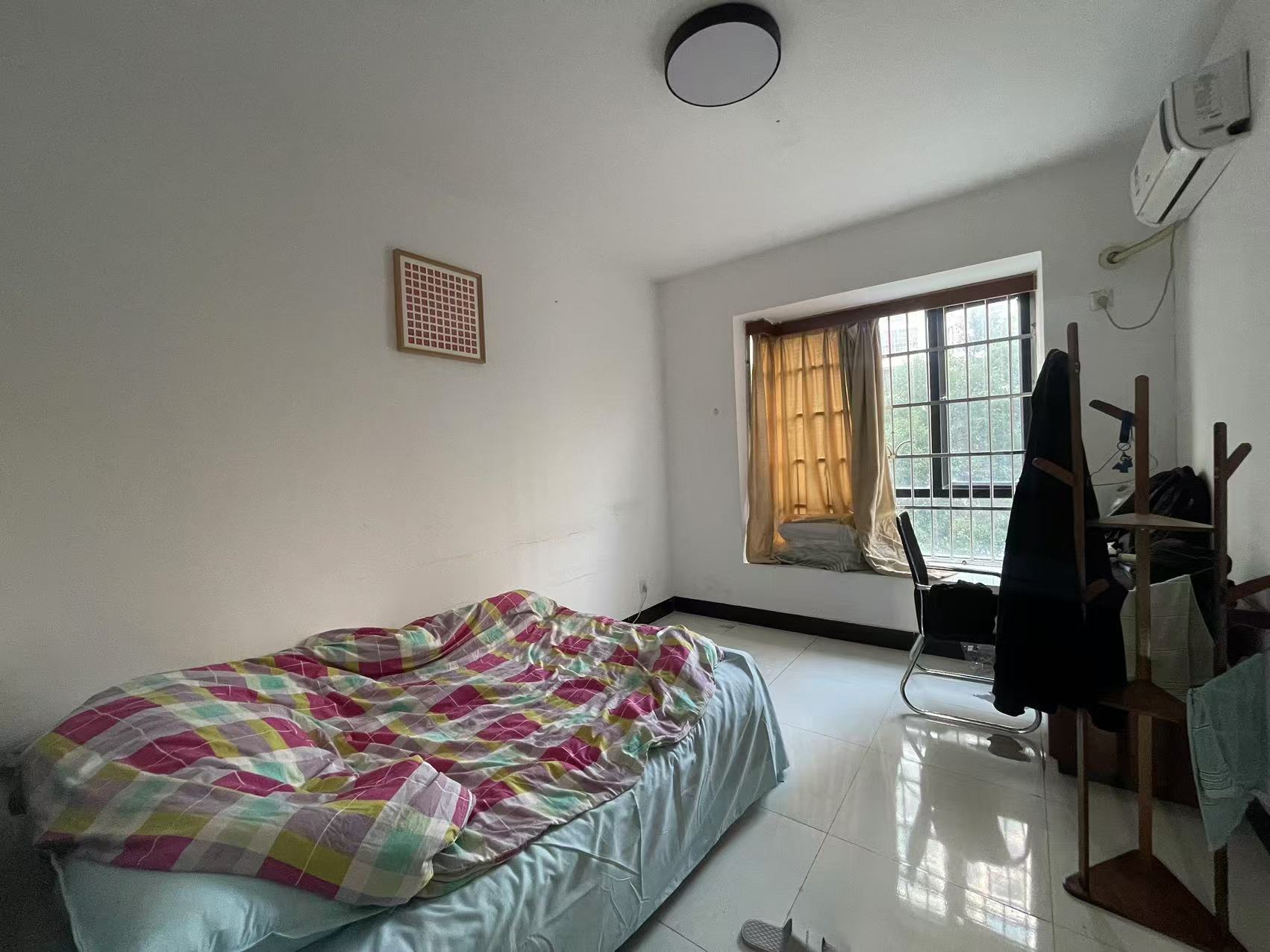 湘诚嘉园  4室2厅2卫    2500.0元/月 湘诚嘉园  4室2厅2卫    2500.0元/月室内图