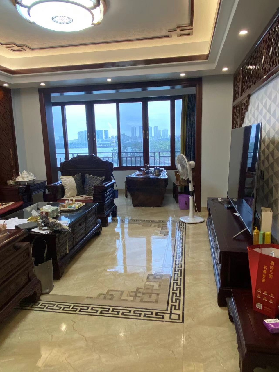 海口湾1号 3室2厅2卫 588.0万 海口湾1号 3室2厅2卫 588.0万户型图