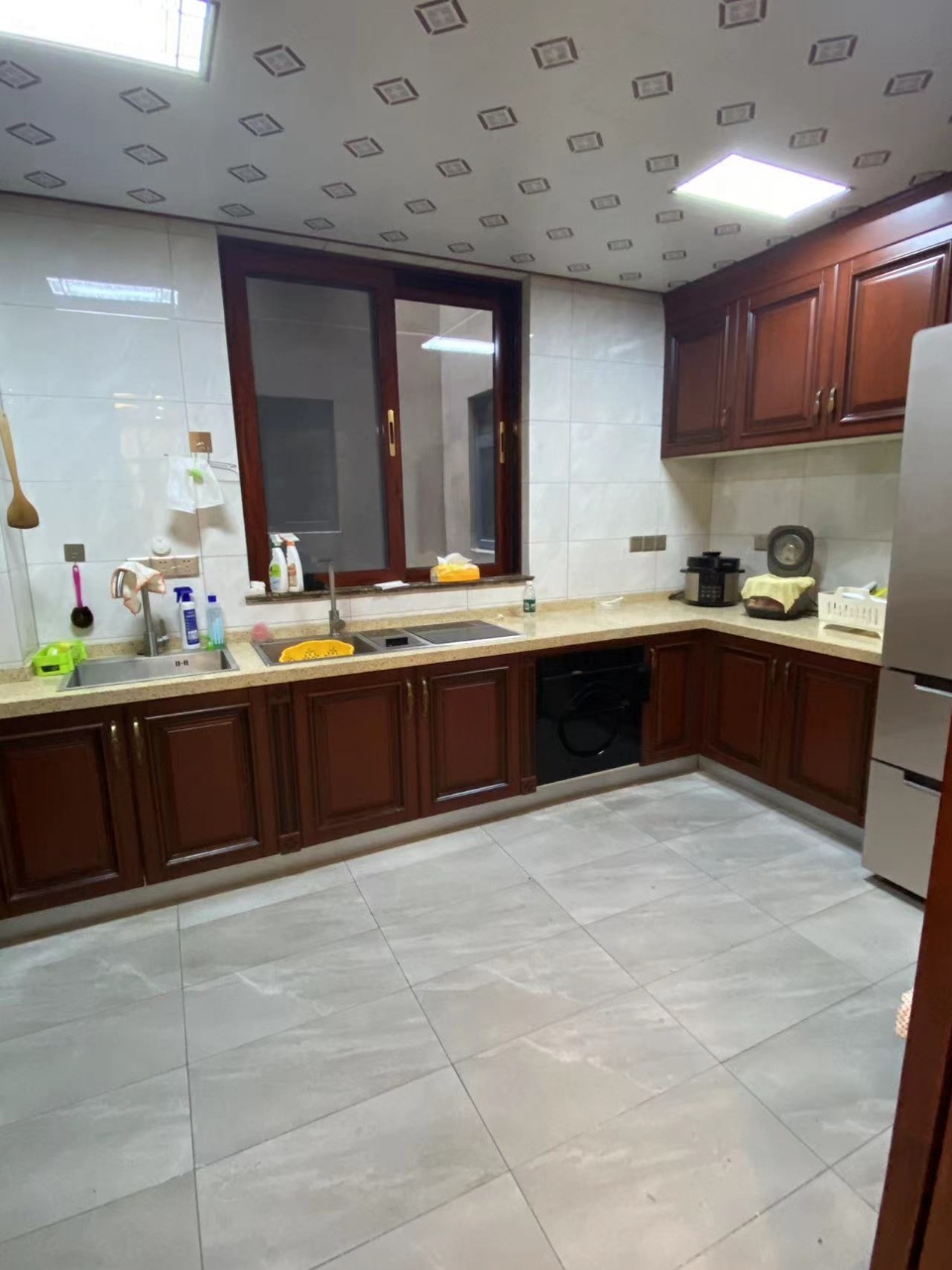 海口湾1号 3室2厅2卫 588.0万 海口湾1号 3室2厅2卫 588.0万室内图