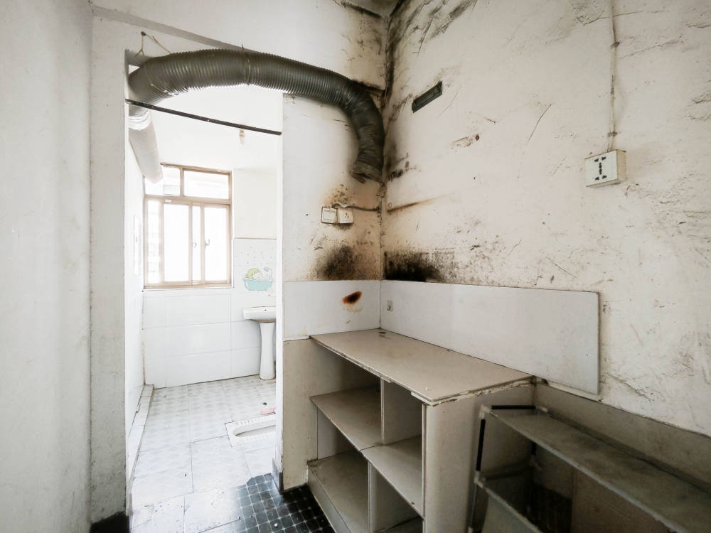 中天瑞景  1室1厅1卫    1800.0元/月室内图