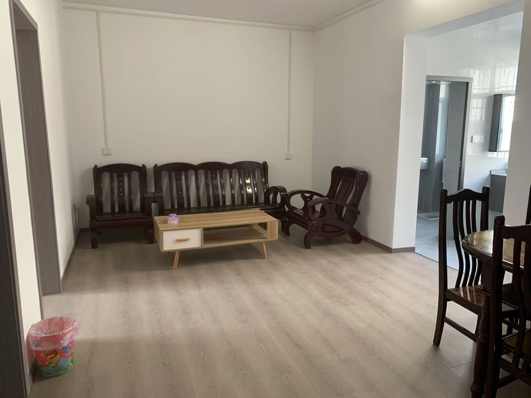 大利小区 2室2厅1卫 800.00元/月 大利小区 2室2厅1卫 800.00元/月室内图