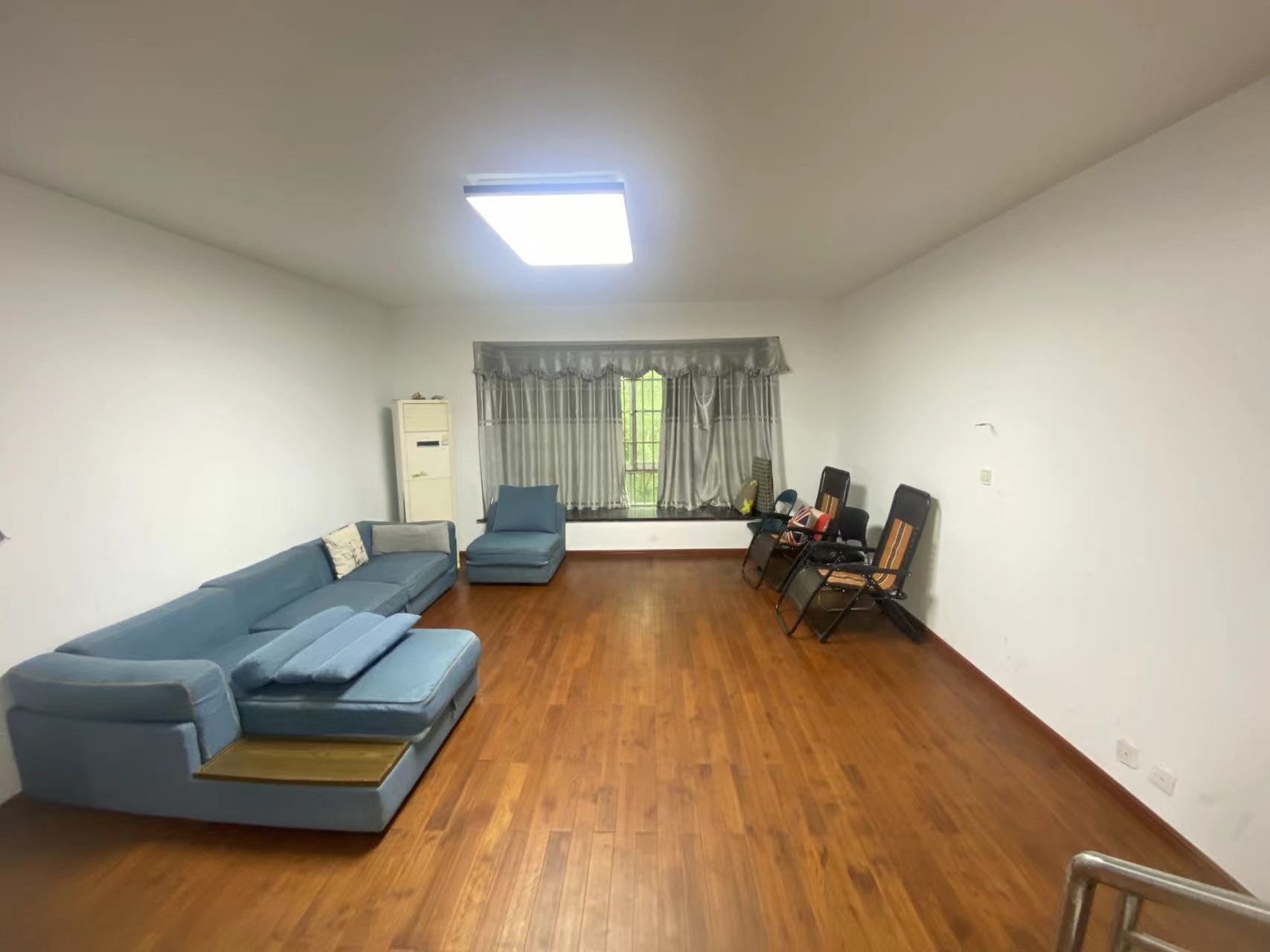 四季花园 4室2厅2卫 65.0万 四季花园 4室2厅2卫 65.0万室内图