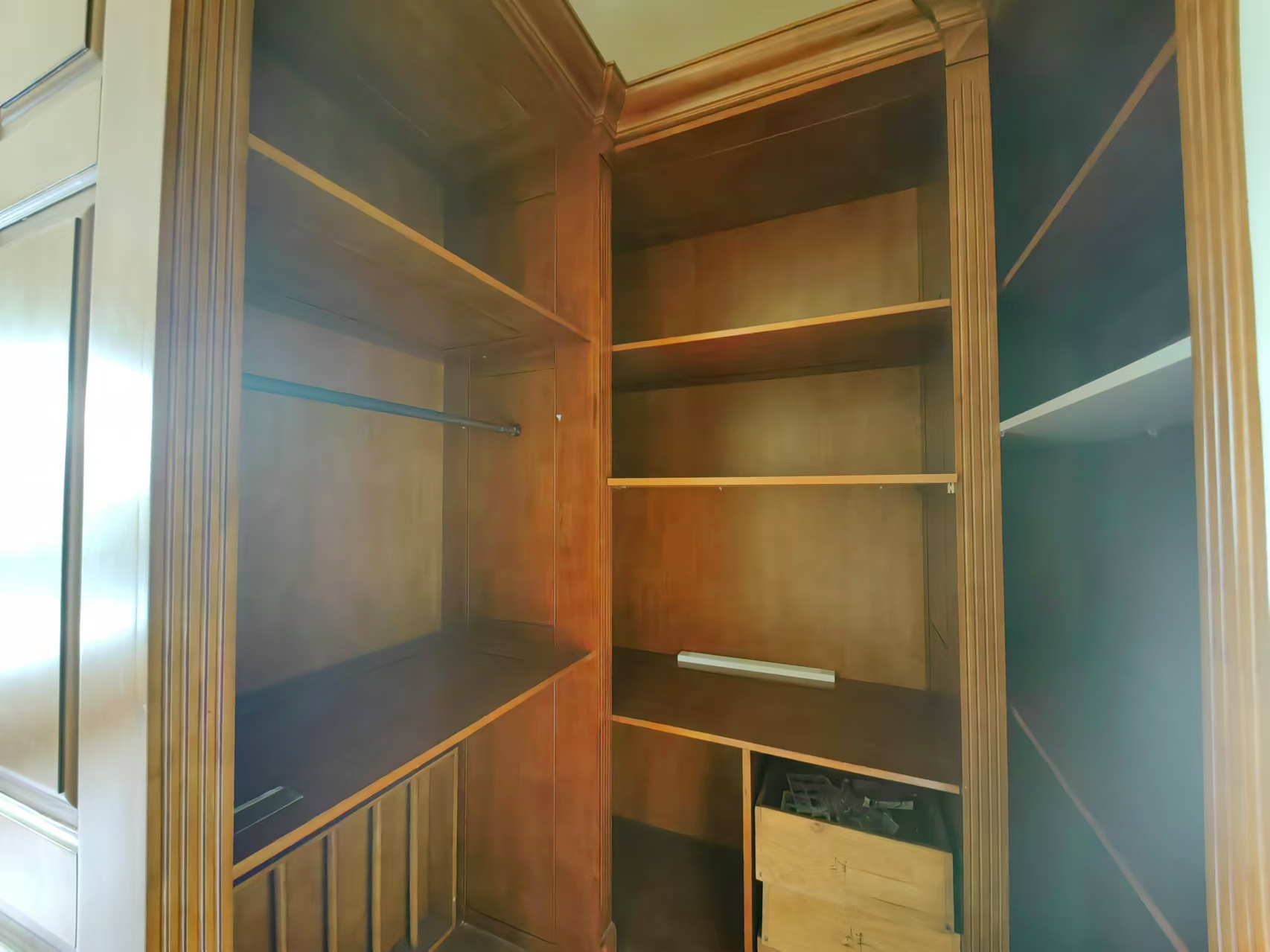 碧桂园 3室2厅2卫 2400.0元/月 碧桂园 3室2厅2卫 2400.0元/月室内图