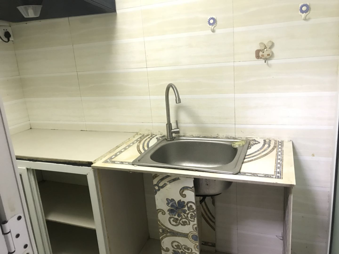 景江雅苑 1室1厅1卫 1200.0元/月 景江雅苑 1室1厅1卫 1200.0元/月室内图