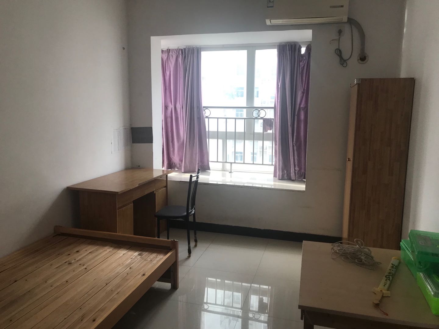 景江雅苑 2室2厅1卫 2300.0元/月 景江雅苑 2室2厅1卫 2300.0元/月室内图