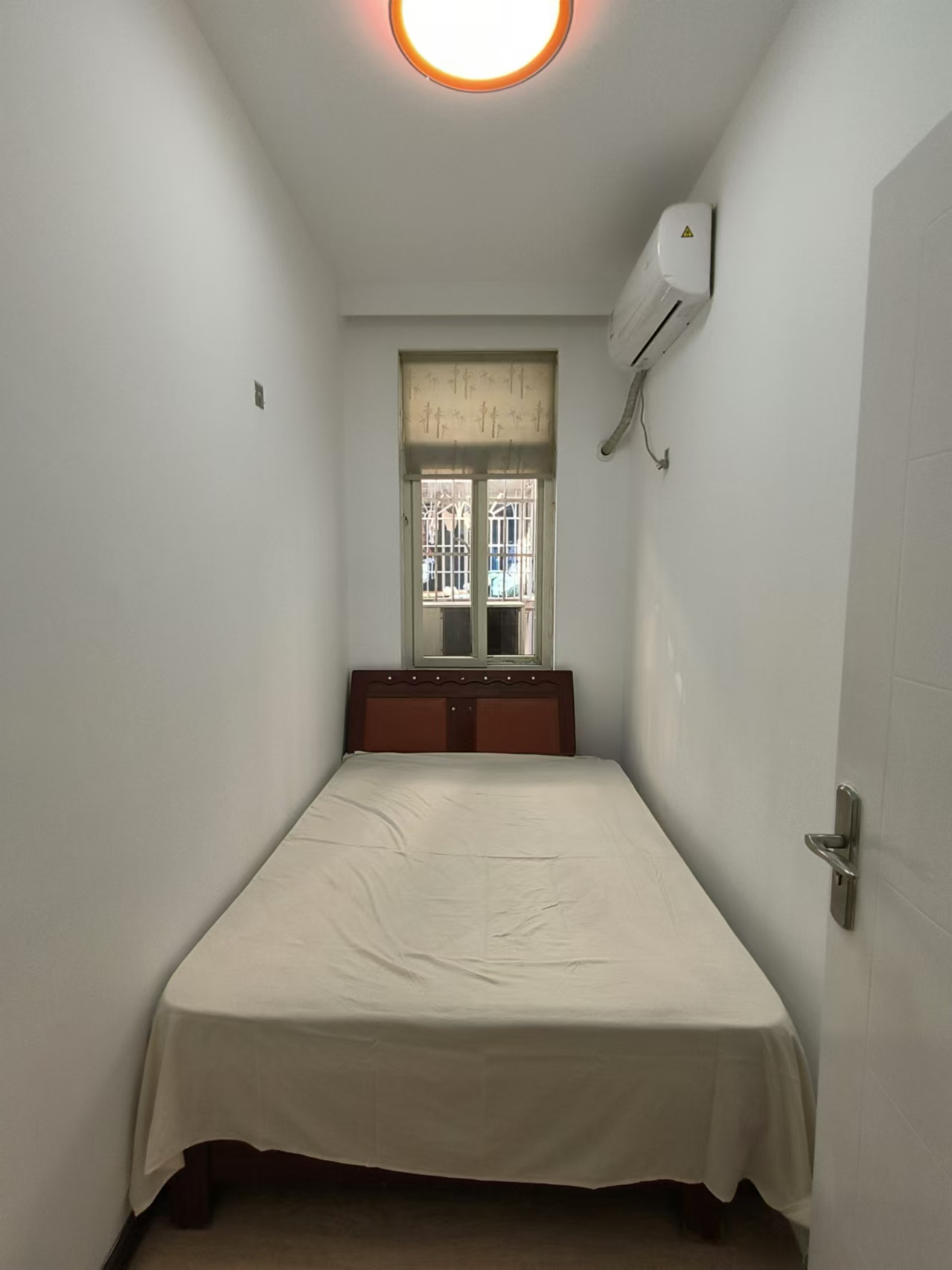 金泉公寓  4室2厅1卫    3200.0元/月室内图