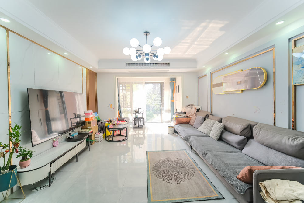 星城春晓  3室2厅2卫    94.0万