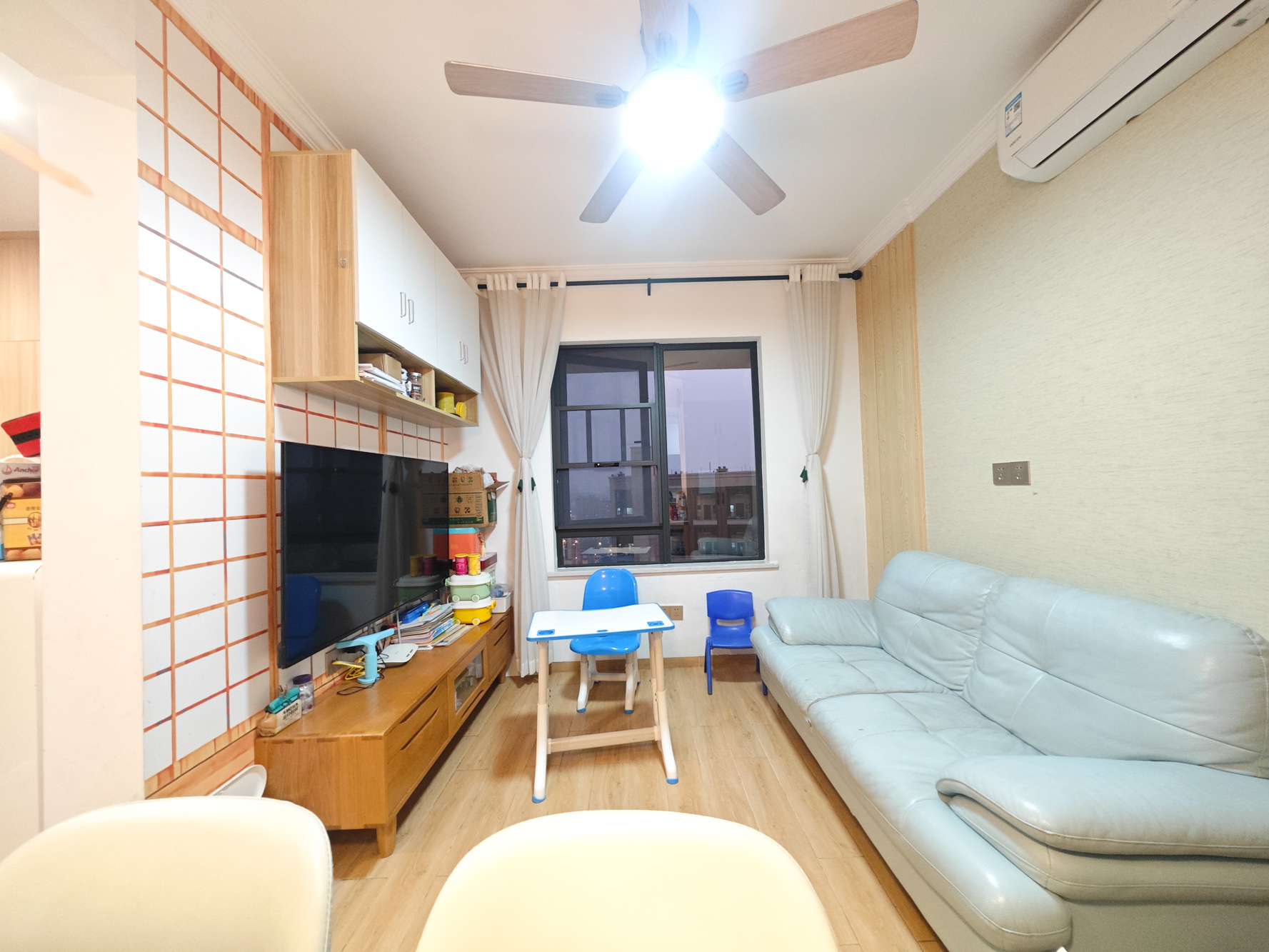 保利城（中航城国际社区、郡原美村）  3室2厅2卫    99.99万