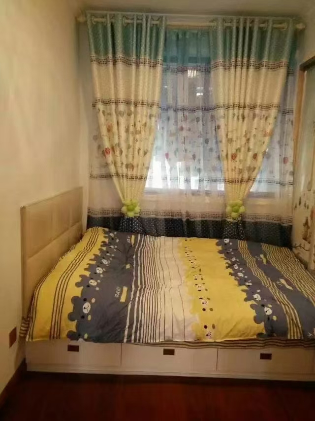 金益紫檀  1室2厅2卫    1800.0元/月 金益紫檀  1室2厅2卫    1800.0元/月室内图