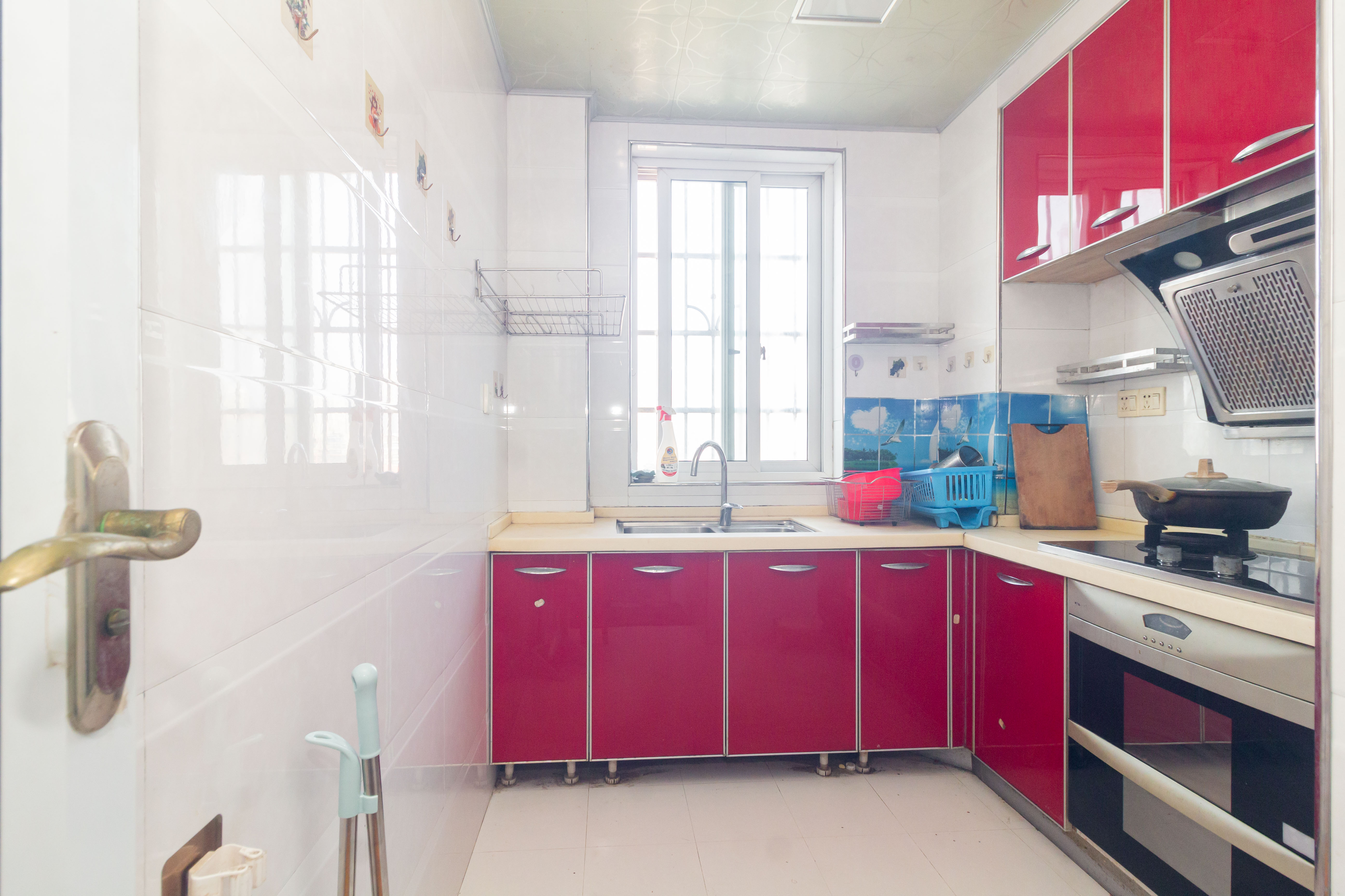 东业苹果社区 3室2厅1卫 45.8万 东业苹果社区 3室2厅1卫 45.8万厨房