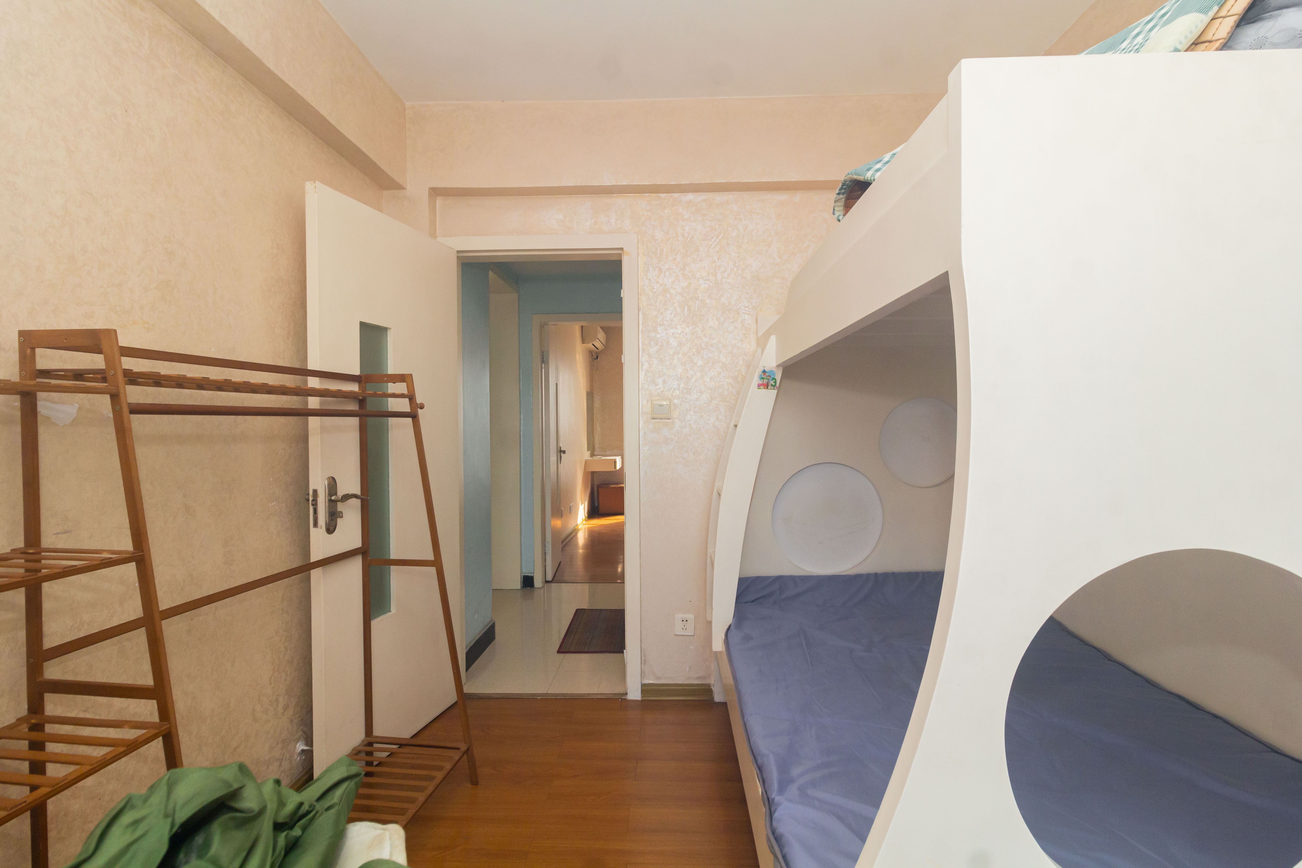 东业苹果社区 3室2厅1卫 45.8万 东业苹果社区 3室2厅1卫 45.8万卧室