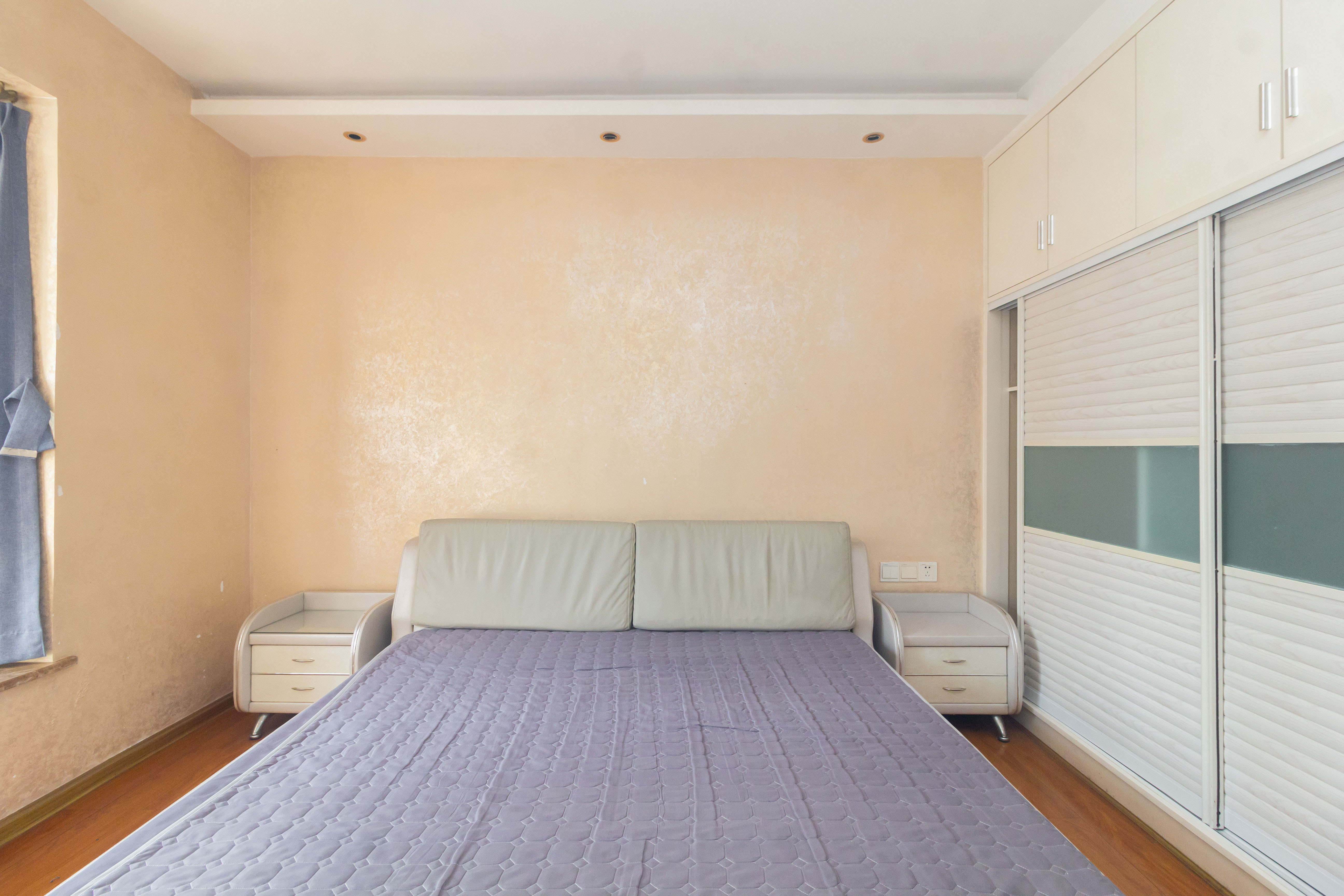 东业苹果社区 3室2厅1卫 45.8万 东业苹果社区 3室2厅1卫 45.8万卧室