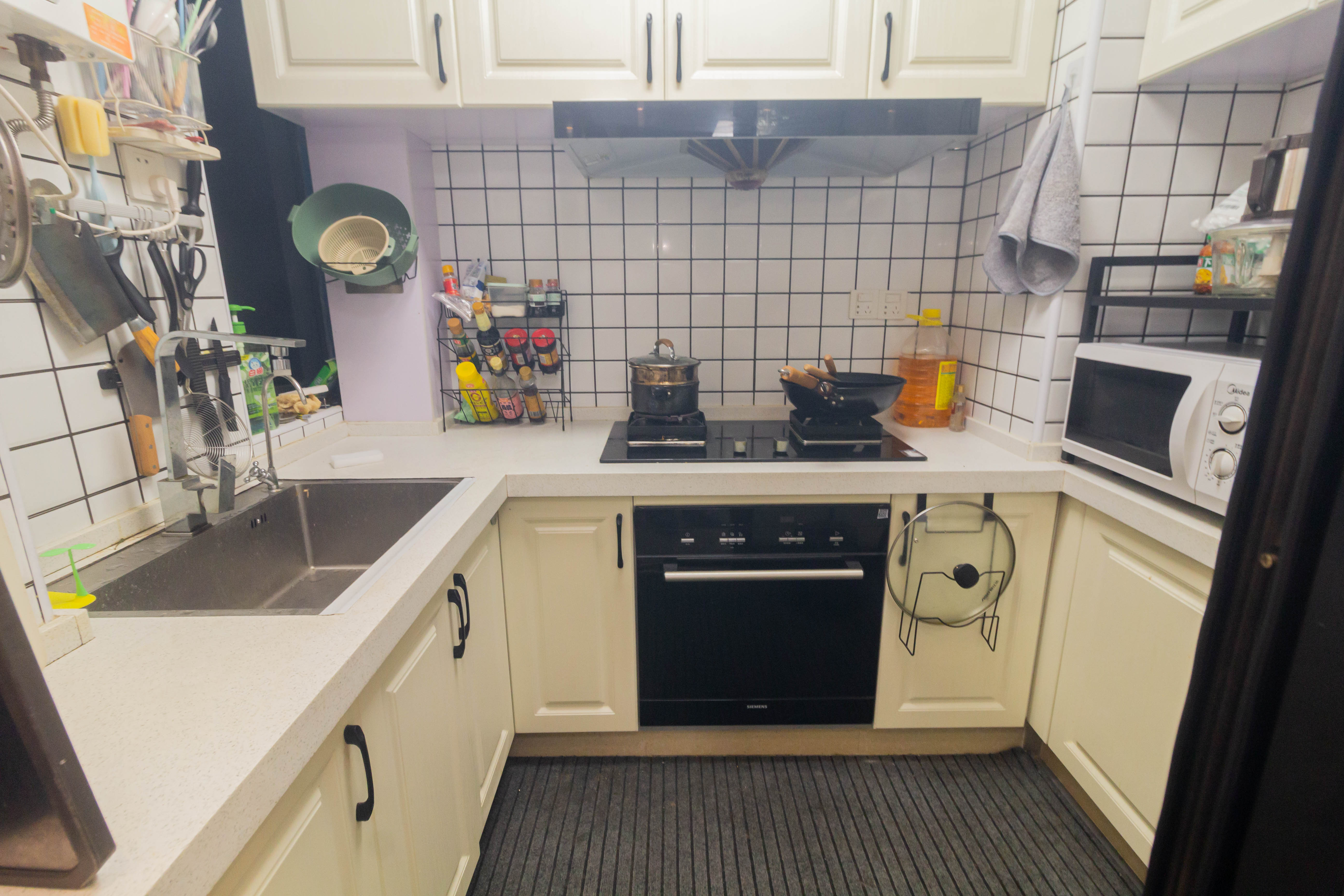 海德公园 3室2厅1卫 72.8万 海德公园 3室2厅1卫 72.8万厨房