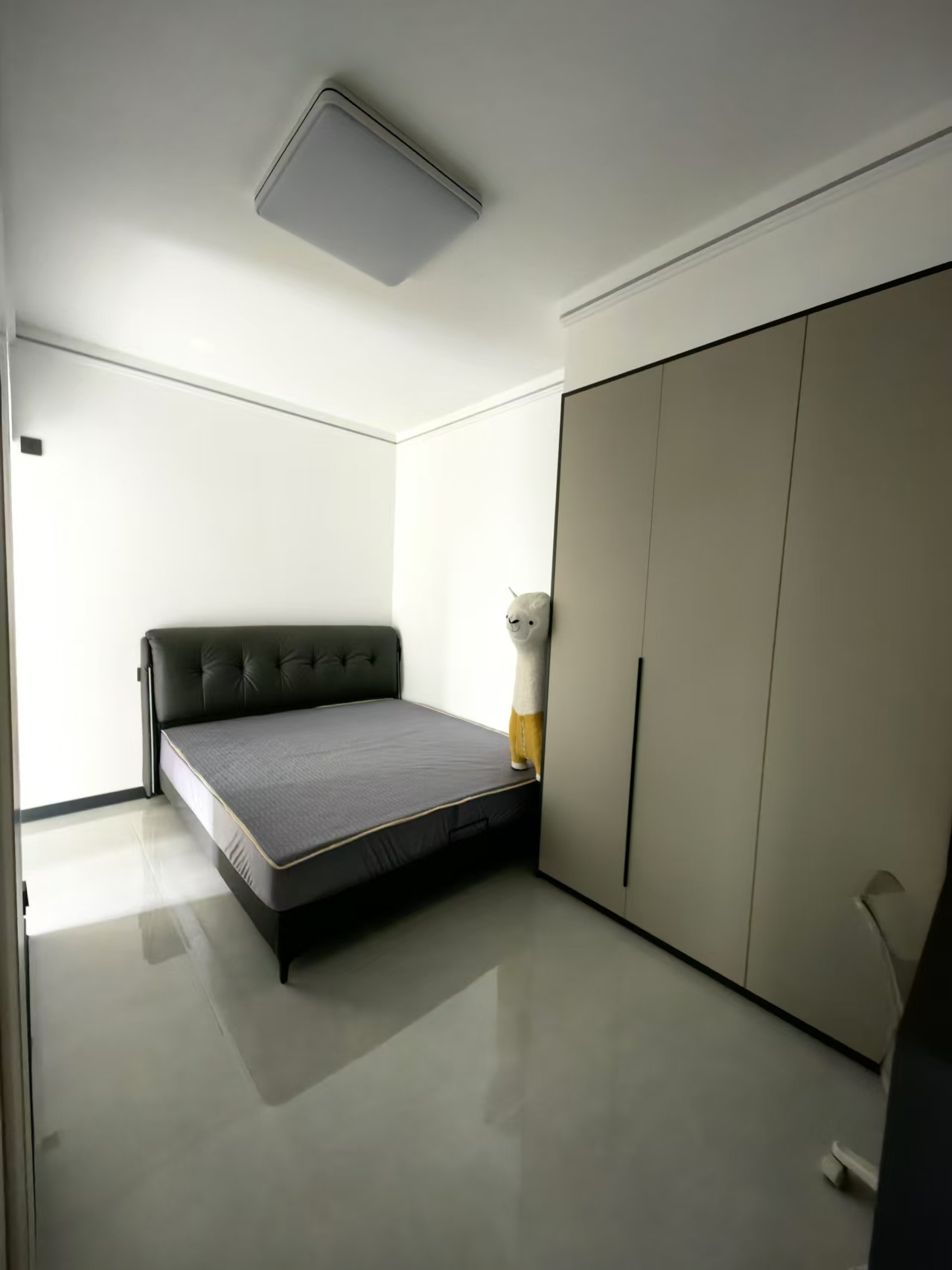 建工城城市之光 3室2厅1卫 2500.0元/月 建工城城市之光 3室2厅1卫 2500.0元/月室内图