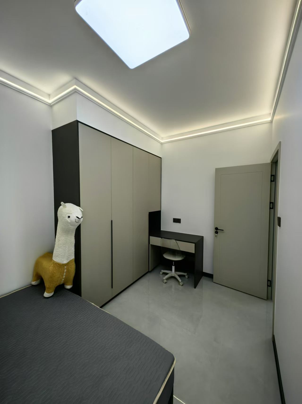 建工城城市之光 3室2厅1卫 2500.0元/月 建工城城市之光 3室2厅1卫 2500.0元/月室内图