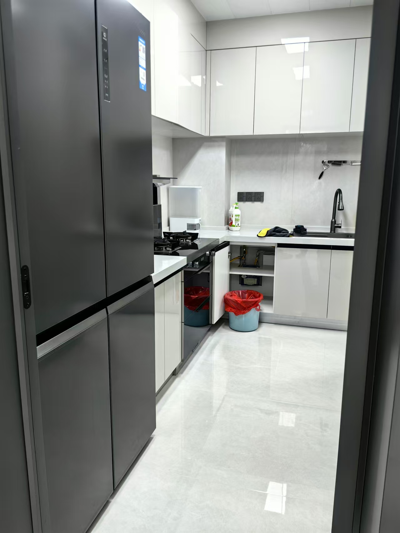 建工城城市之光 3室2厅1卫 2500.0元/月 建工城城市之光 3室2厅1卫 2500.0元/月室内图