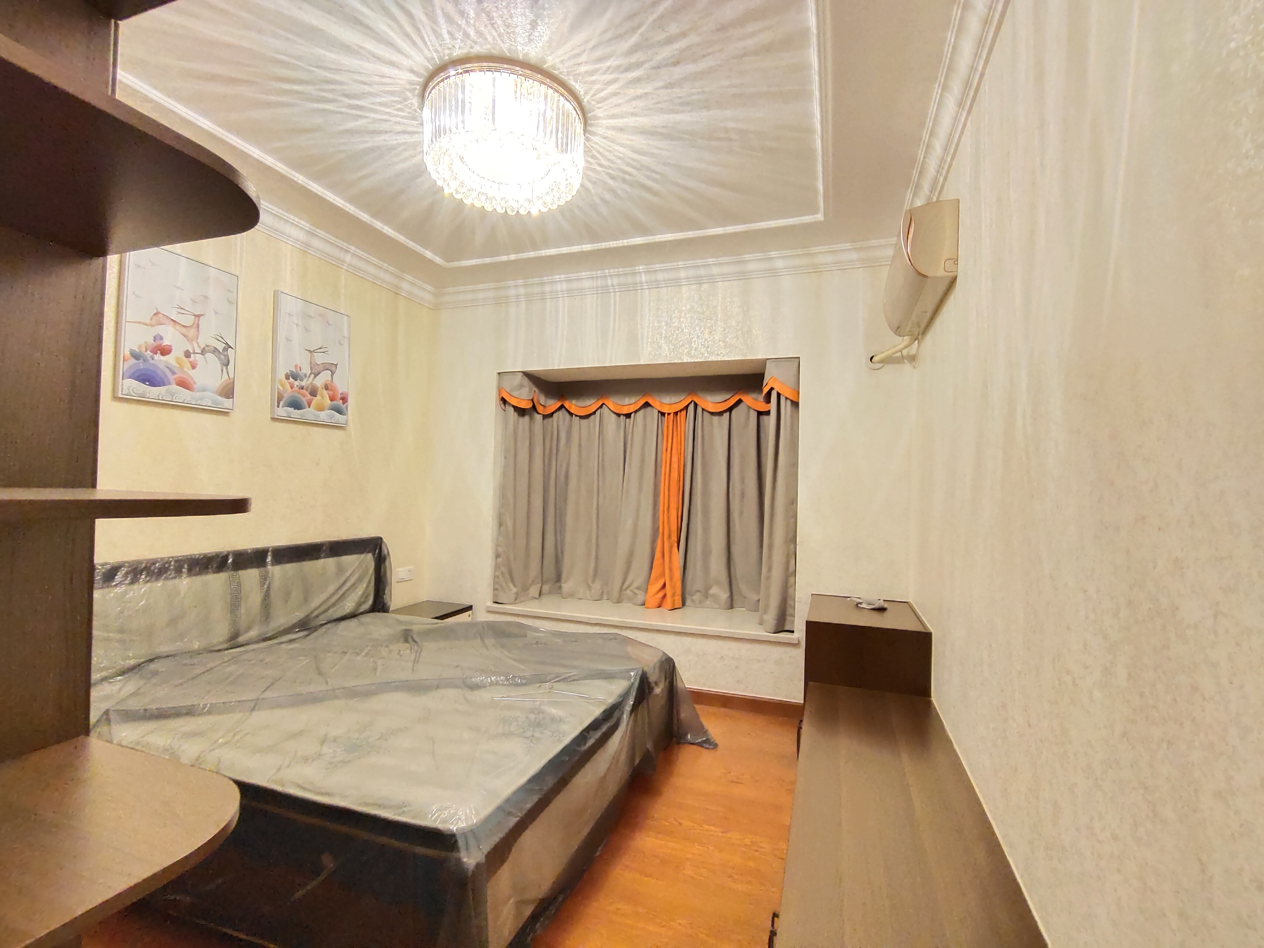 恒大华府  3室2厅2卫    90.8万 恒大华府  3室2厅2卫    90.8万室内图