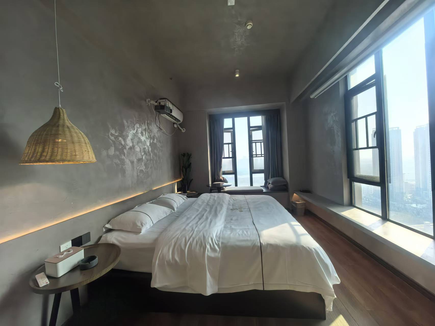 长沙高铁吾悦广场 1室1厅1卫 1600.0元/月 长沙高铁吾悦广场 1室1厅1卫 1600.0元/月室内图