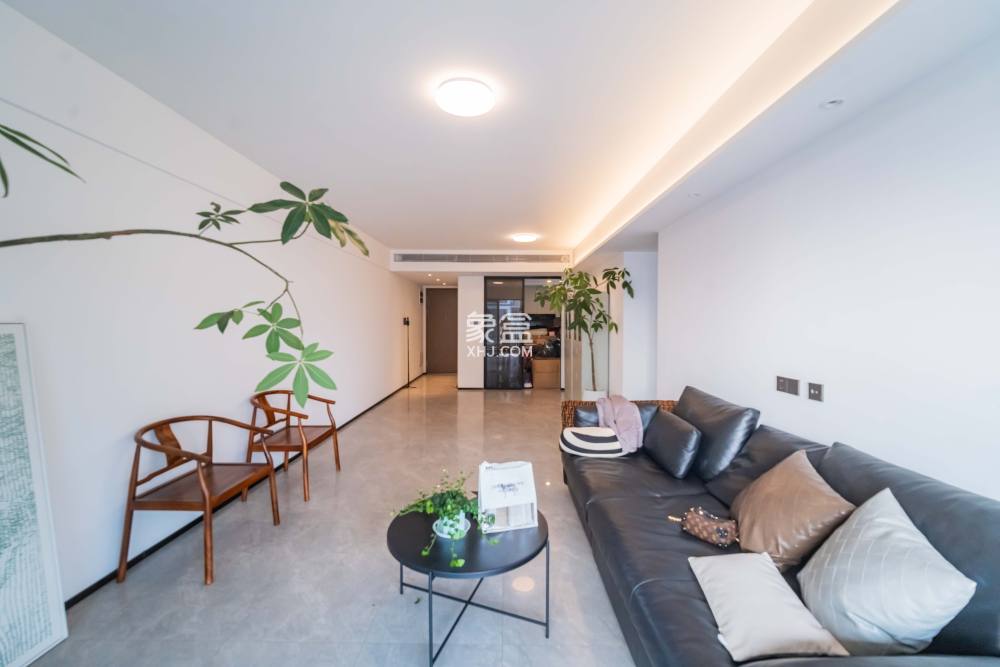 轨道万科悦府  3室2厅2卫    145.0万