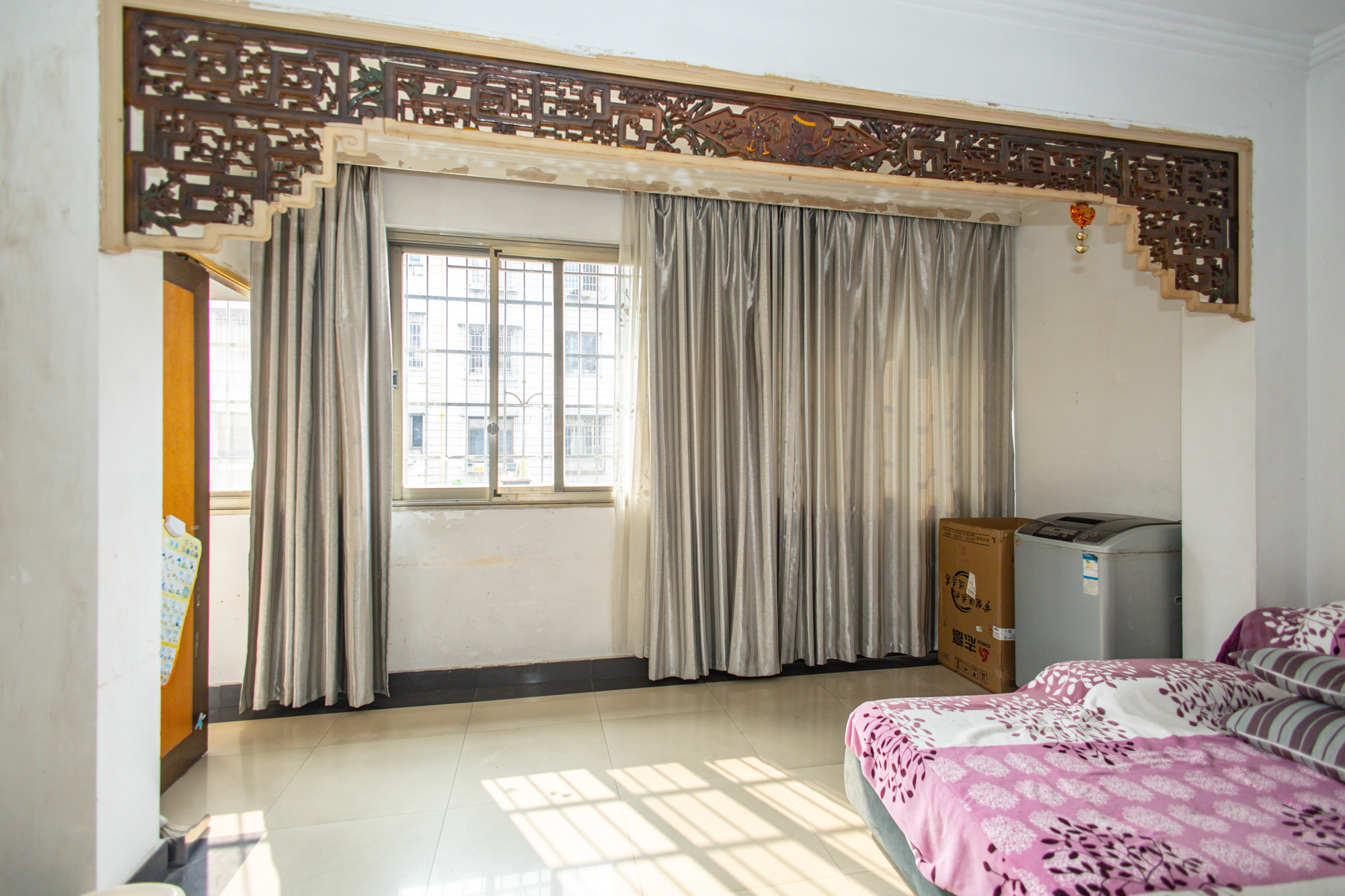 星邮小区  3室2厅1卫    53.0万 星邮小区  3室2厅1卫    53.0万阳台