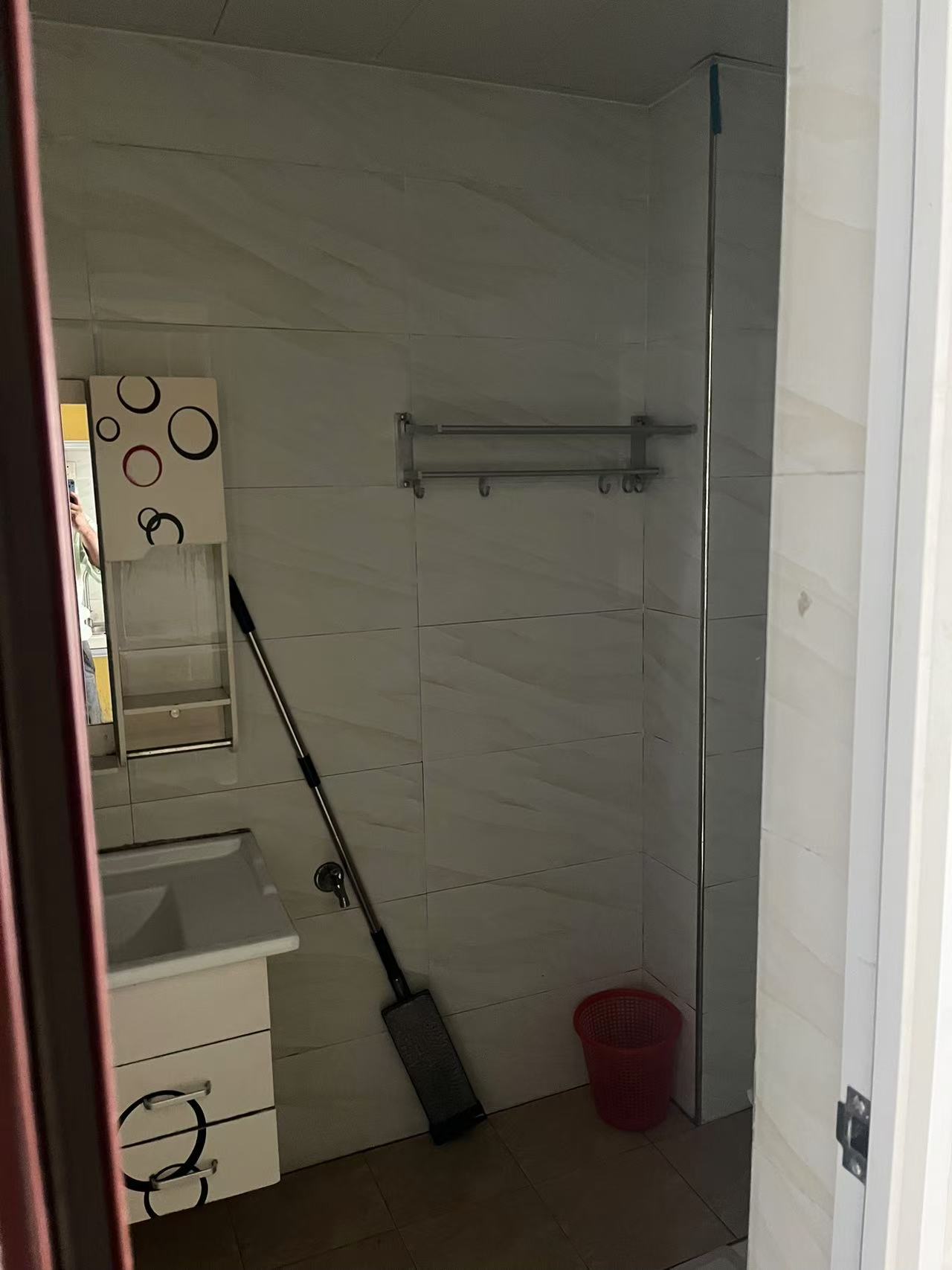 佳辉丽景鑫城  1室1厅1卫   1500.00元/月室内图
