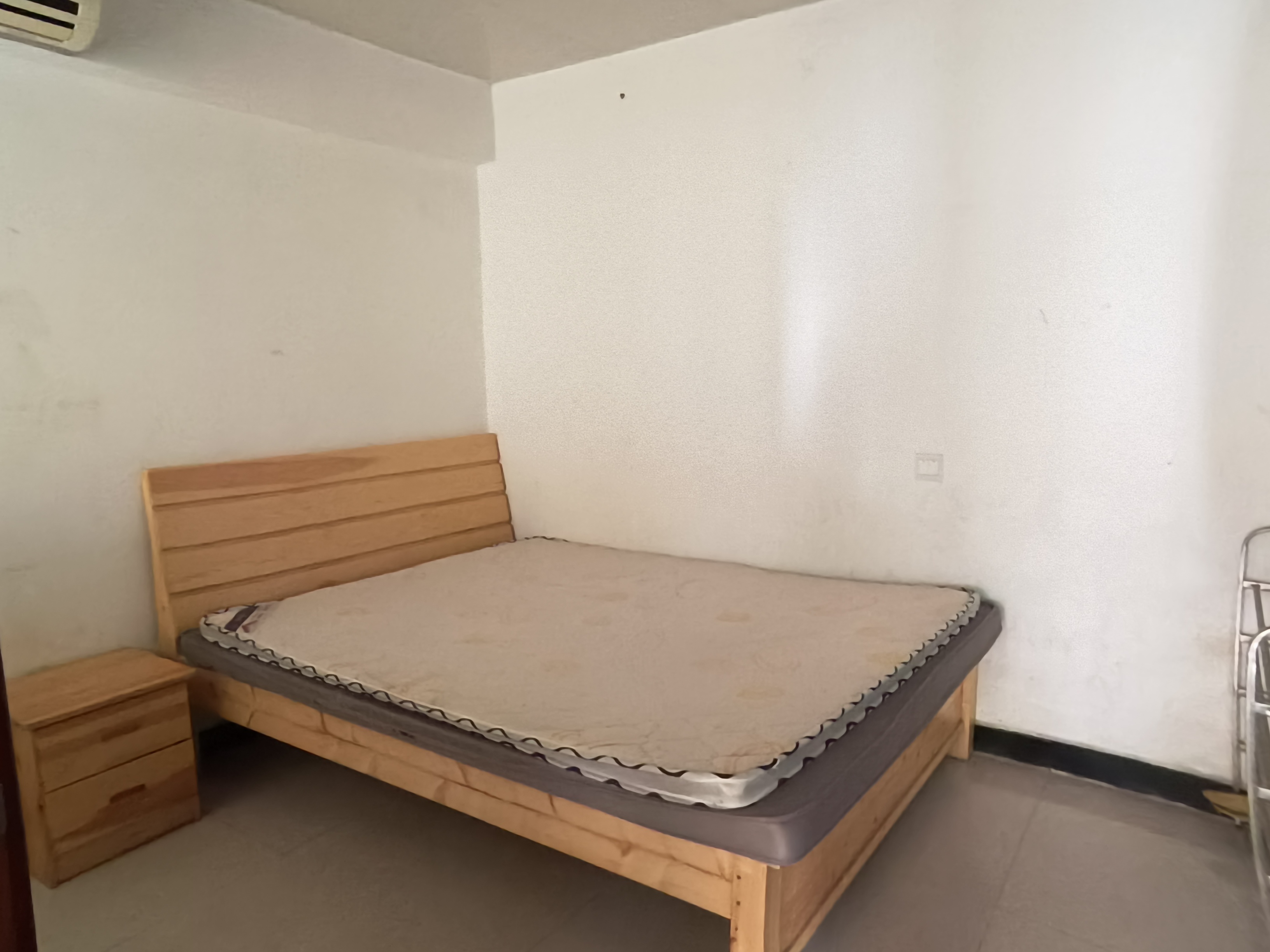 东方芙蓉 2室1厅1卫 2500.0元/月 东方芙蓉 2室1厅1卫 2500.0元/月室内图