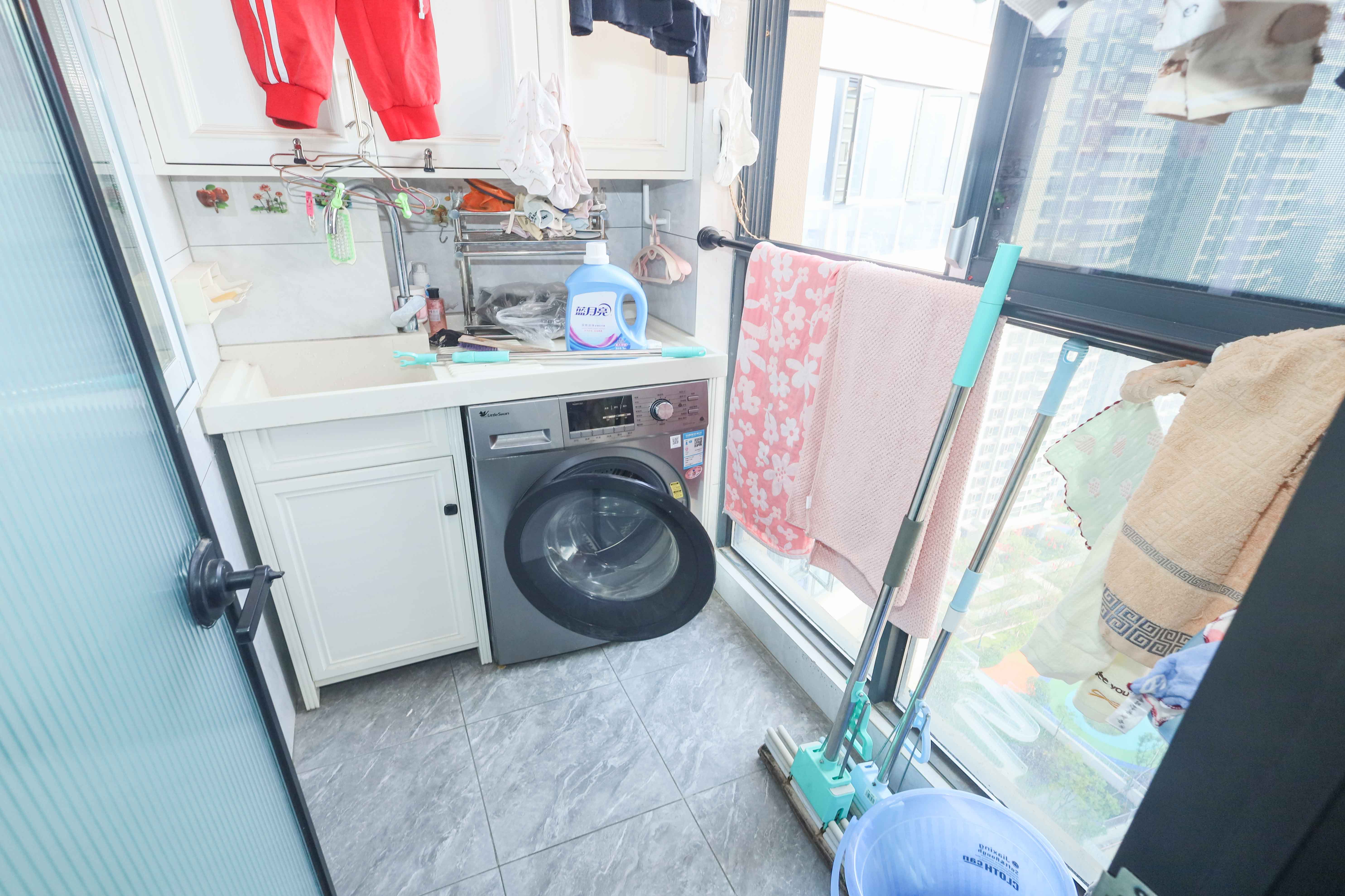 山水梅溪雅郡  3室2厅1卫   101.80万卫生间