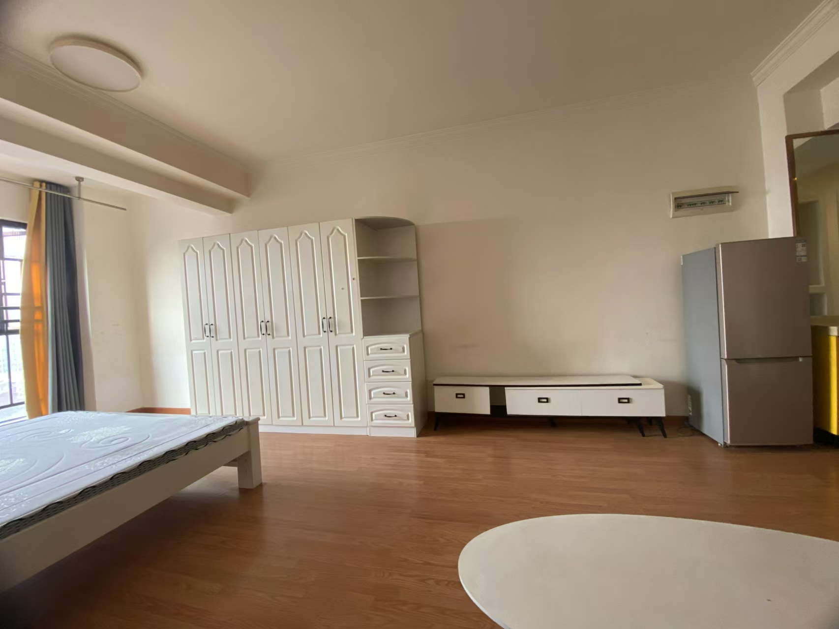 五江碧桂园城市广场 1室1厅1卫 1300.0元/月 五江碧桂园城市广场 1室1厅1卫 1300.0元/月室内图