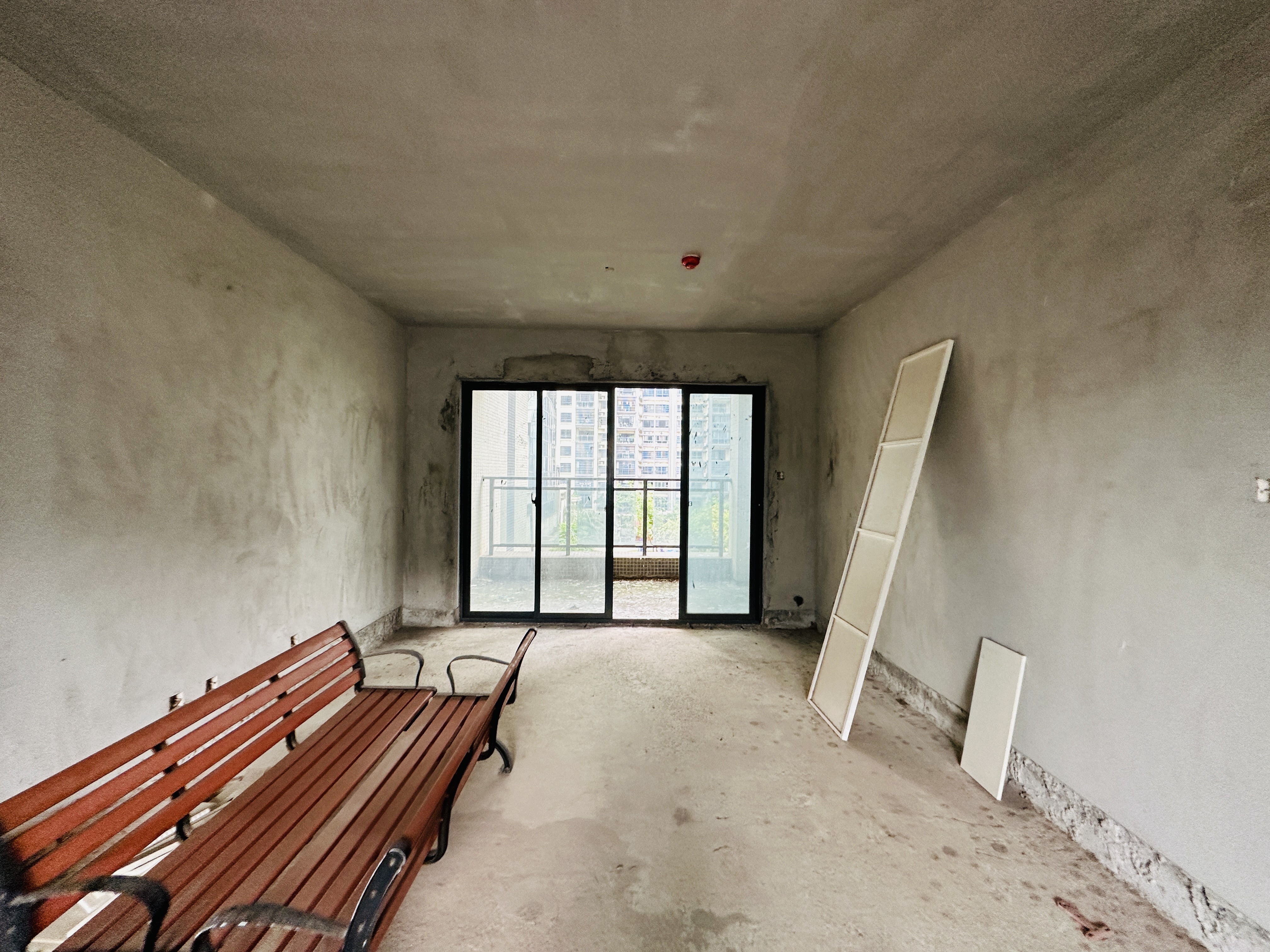 海鑫城一期  3室2厅2卫    209.0万 海鑫城一期  3室2厅2卫    209.0万