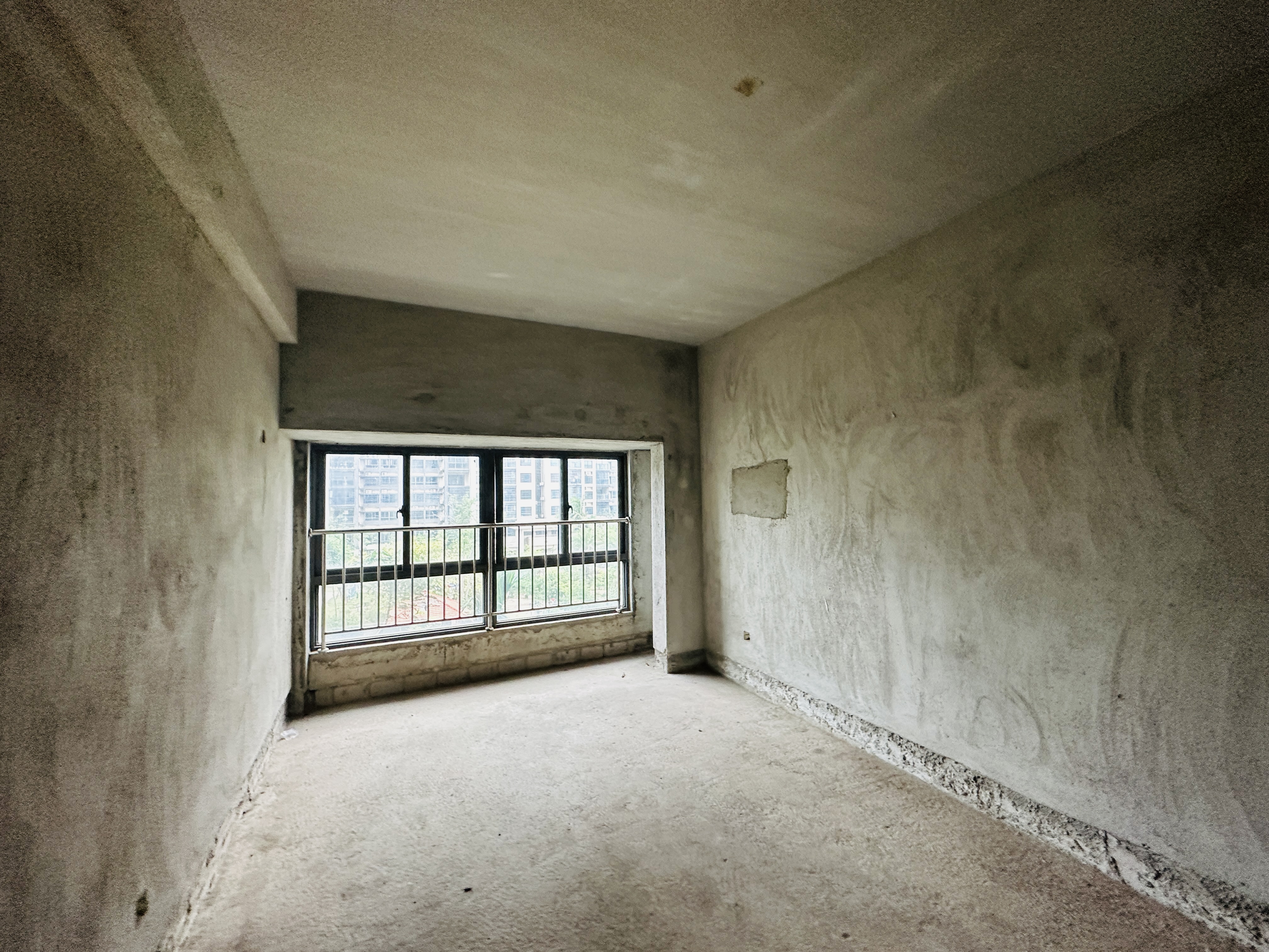 海鑫城一期  3室2厅2卫    209.0万 海鑫城一期  3室2厅2卫    209.0万卧室