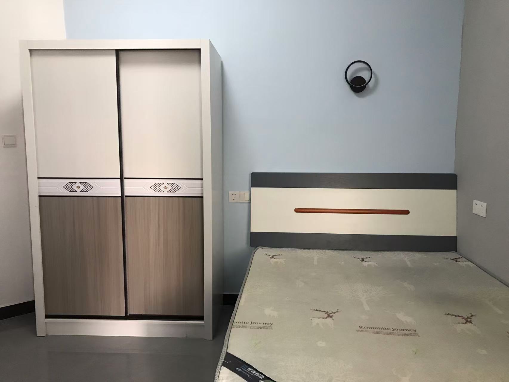 龙塘安置区(龙塘小区) 1室0厅1卫 700.0元/月 龙塘安置区(龙塘小区) 1室0厅1卫 700.0元/月室内图