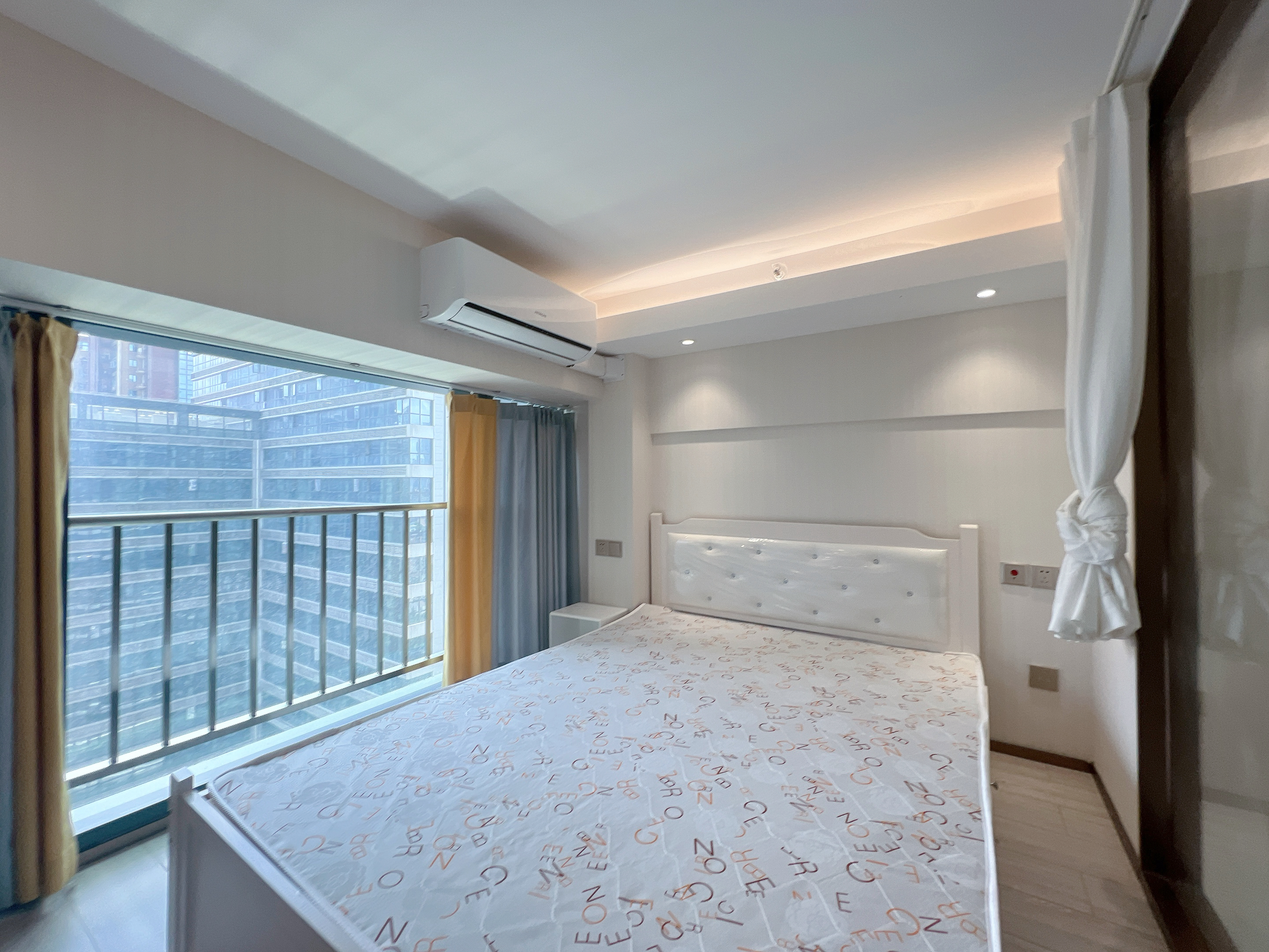 华远华时代  2室1厅1卫    2700.0元/月室内图