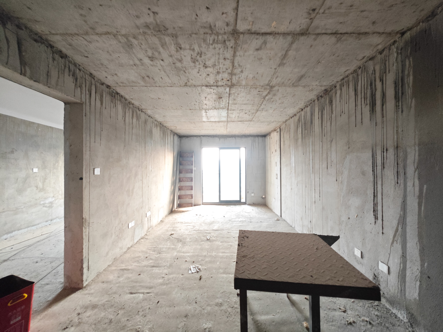 保利城(中航城国际社区、郡原美村) 3室2厅2卫 72.8万 保利城(中航城国际社区、郡原美村) 3室2厅2卫 72.8万客厅