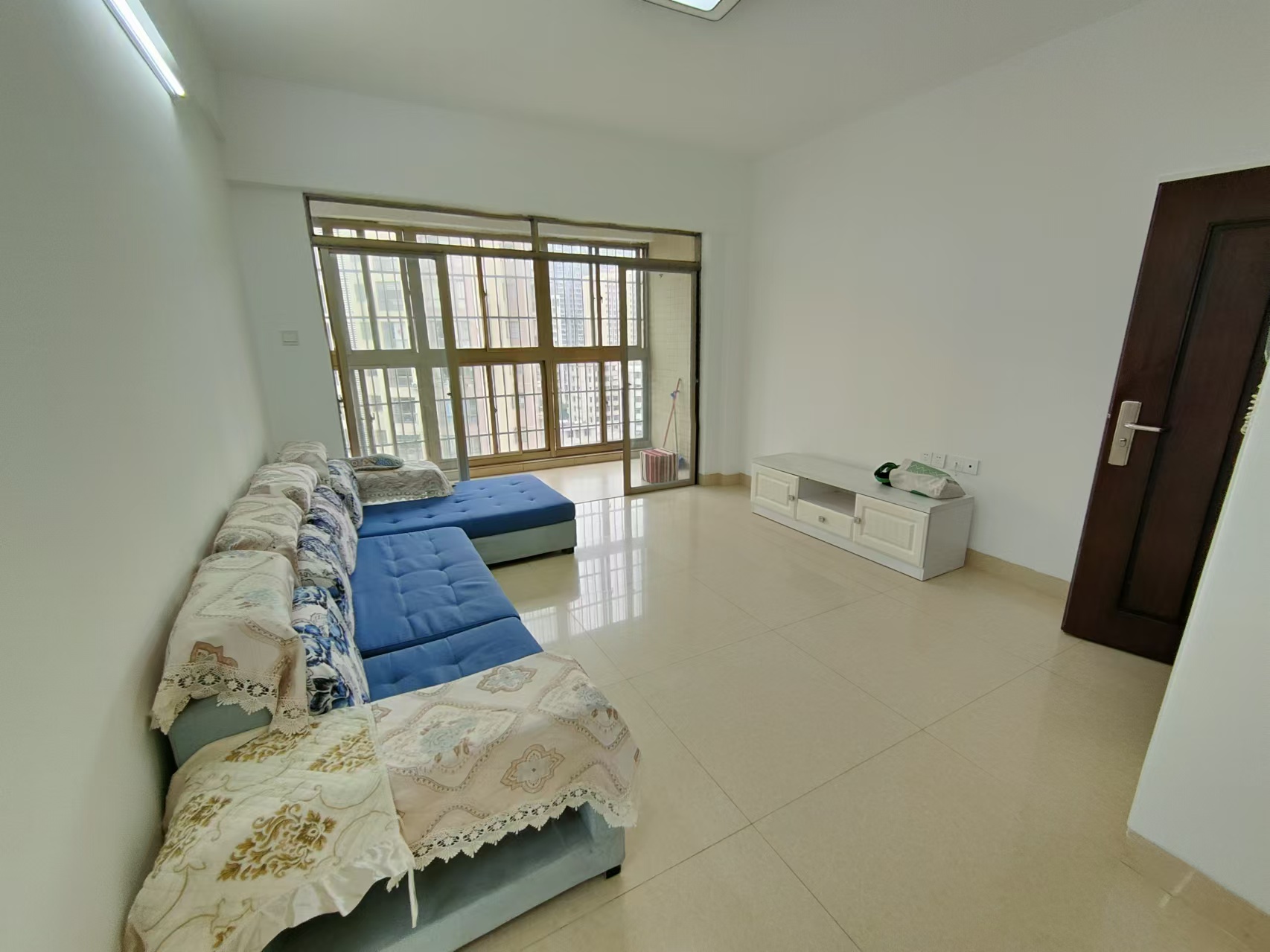 鑫业园 2室2厅1卫 105.0万 鑫业园 2室2厅1卫 105.0万室内图