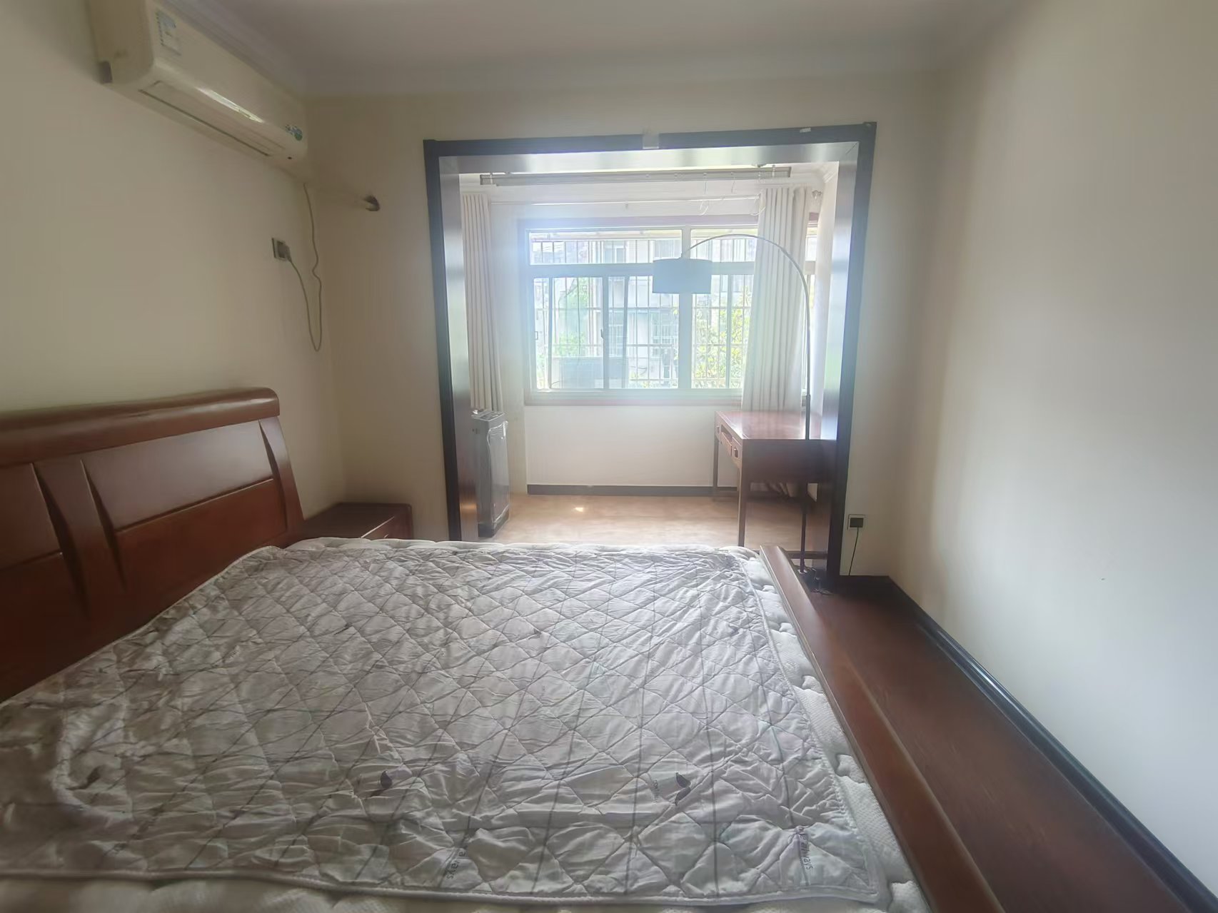 大吉小区 3室2厅1卫 1900.0元/月 大吉小区 3室2厅1卫 1900.0元/月室内图