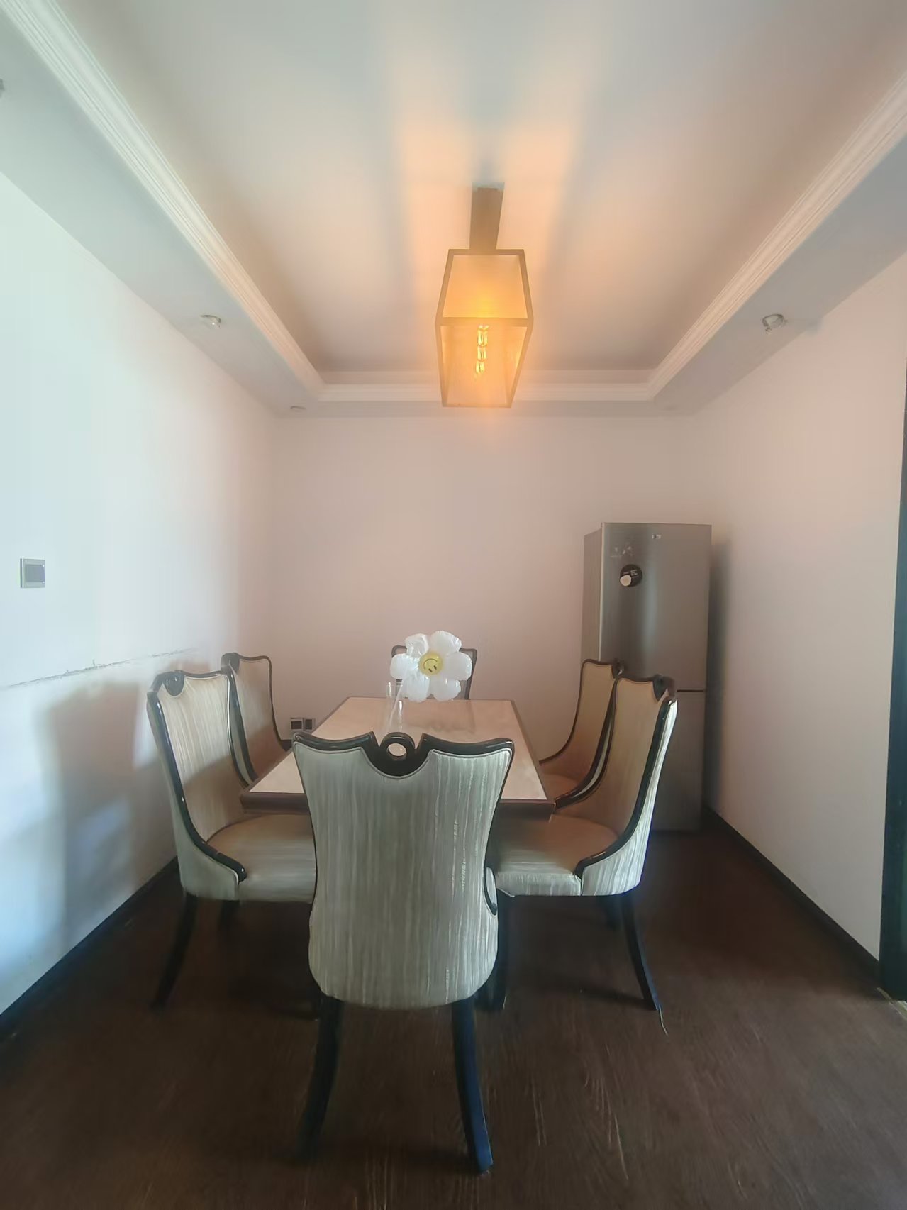 大吉小区 3室2厅1卫 1900.0元/月 大吉小区 3室2厅1卫 1900.0元/月室内图